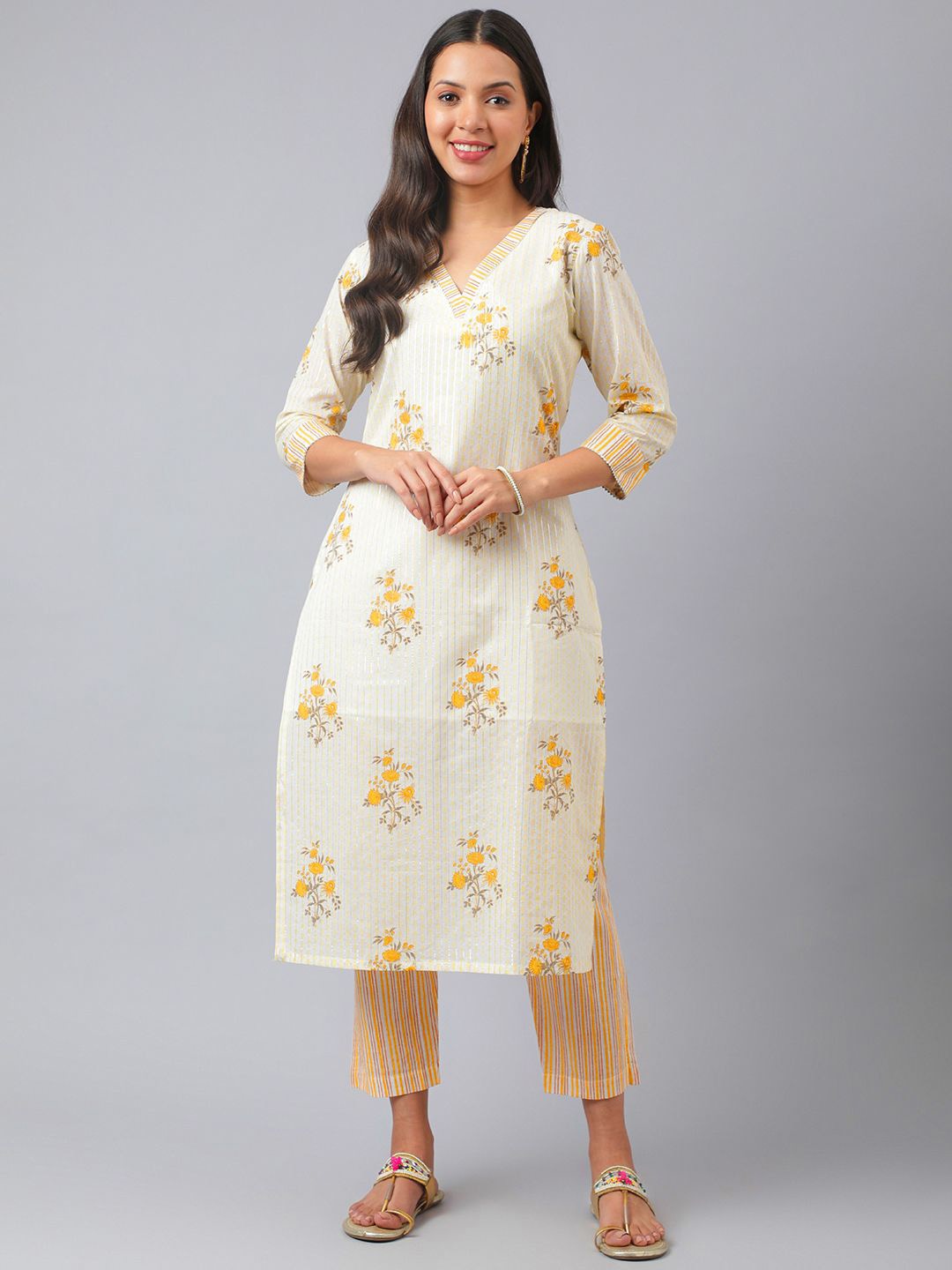 

Kiana House Of Fashion V-Neck Floral Printed Pure Cotton Straight Kurta with Trousers, Yellow