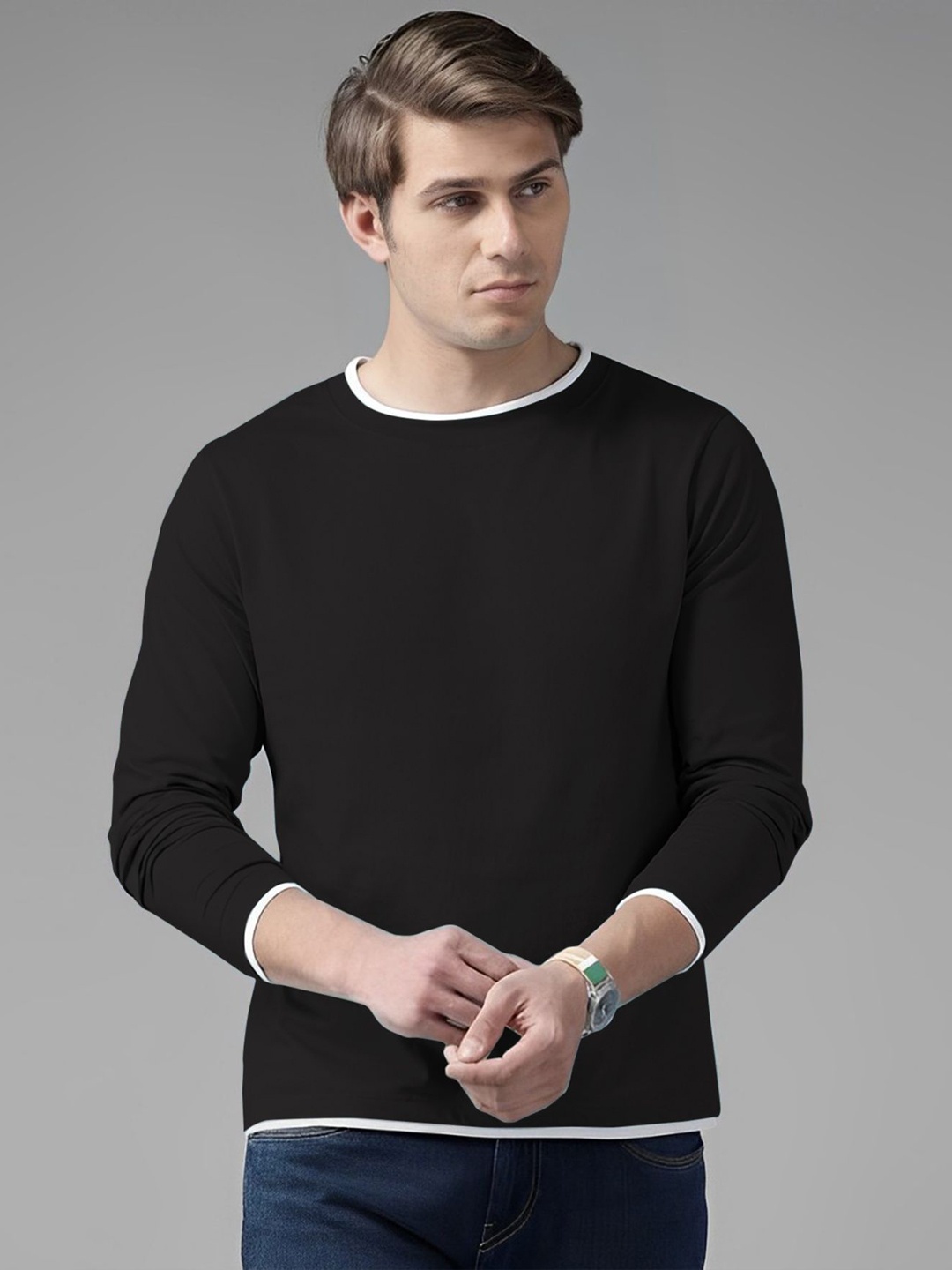 

AUSK Men Solid Round Neck T-shirt, Black