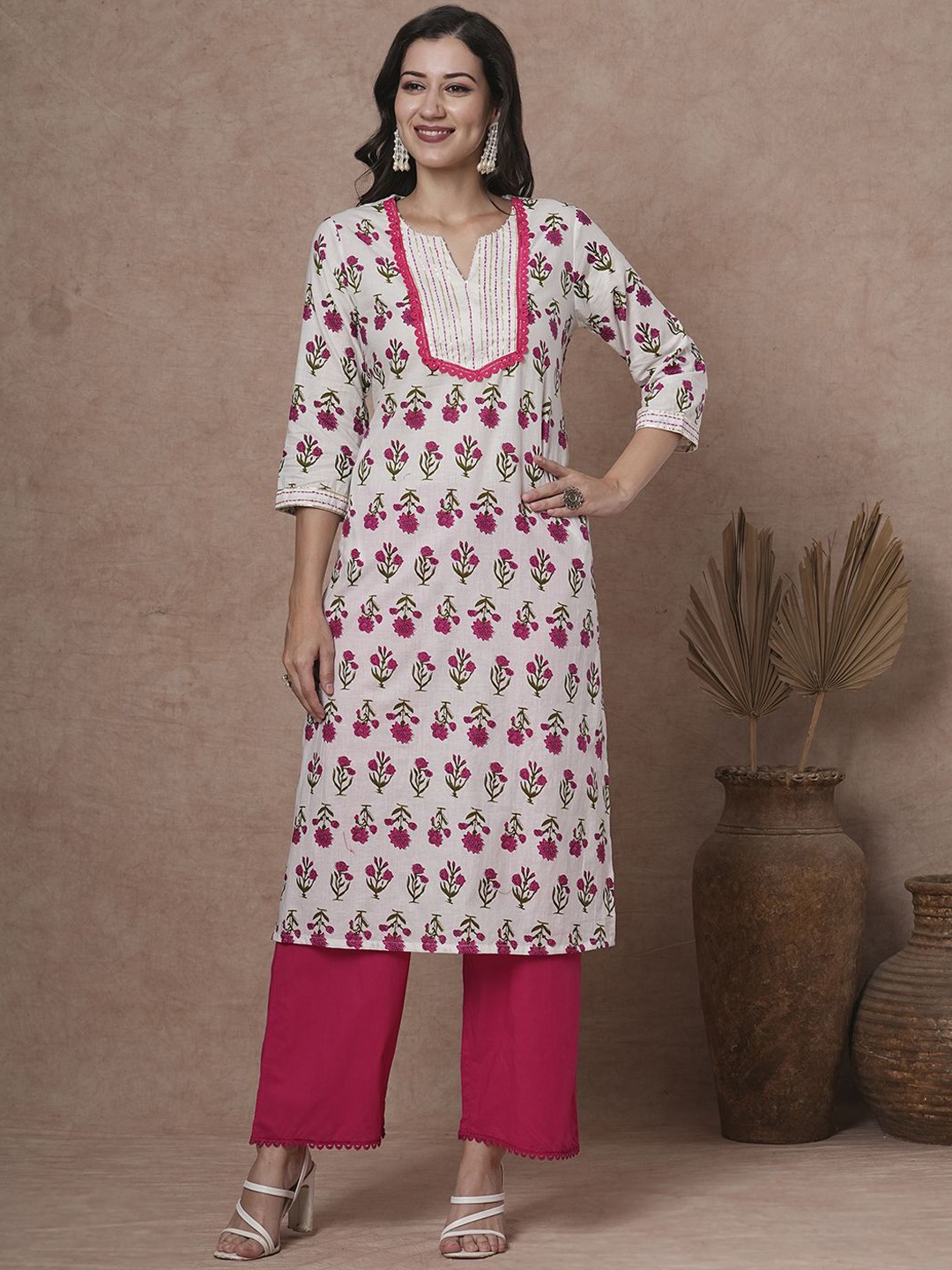 

FASHOR Ethnic Motifs Printed Regular Cotton Straight Kurta, White