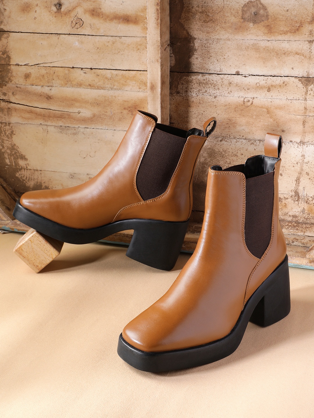 

The Roadster Life Co. Women Mid-Top Block Heel Chelsea Boots, Tan