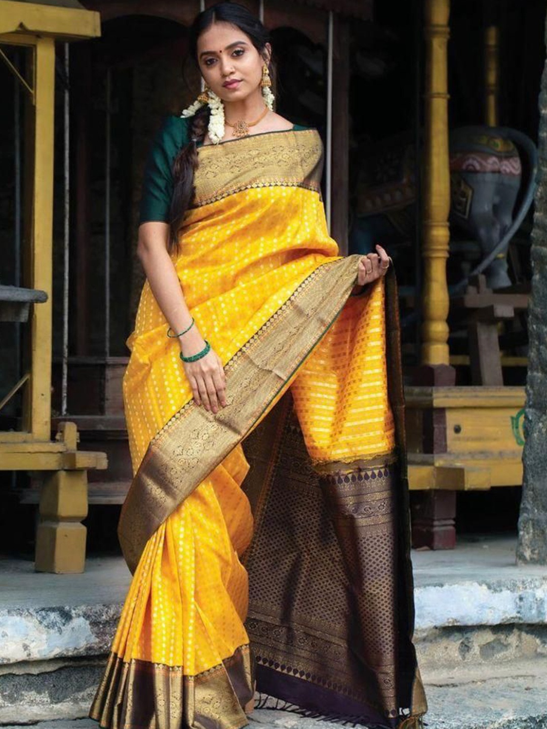 

Visit Wear Woven Design Zari Pure Silk Banarasi Saree, Yellow