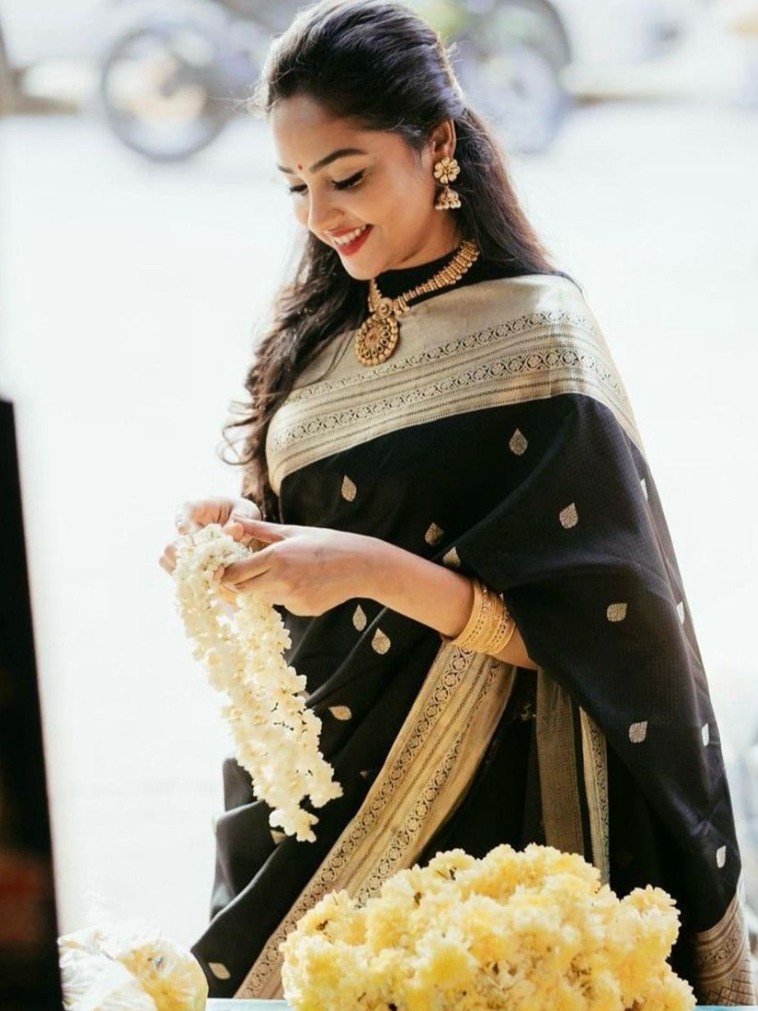 

Fashion Booms Ethnic Motifs Woven Design Zari Pure Silk Banarasi Saree, Black