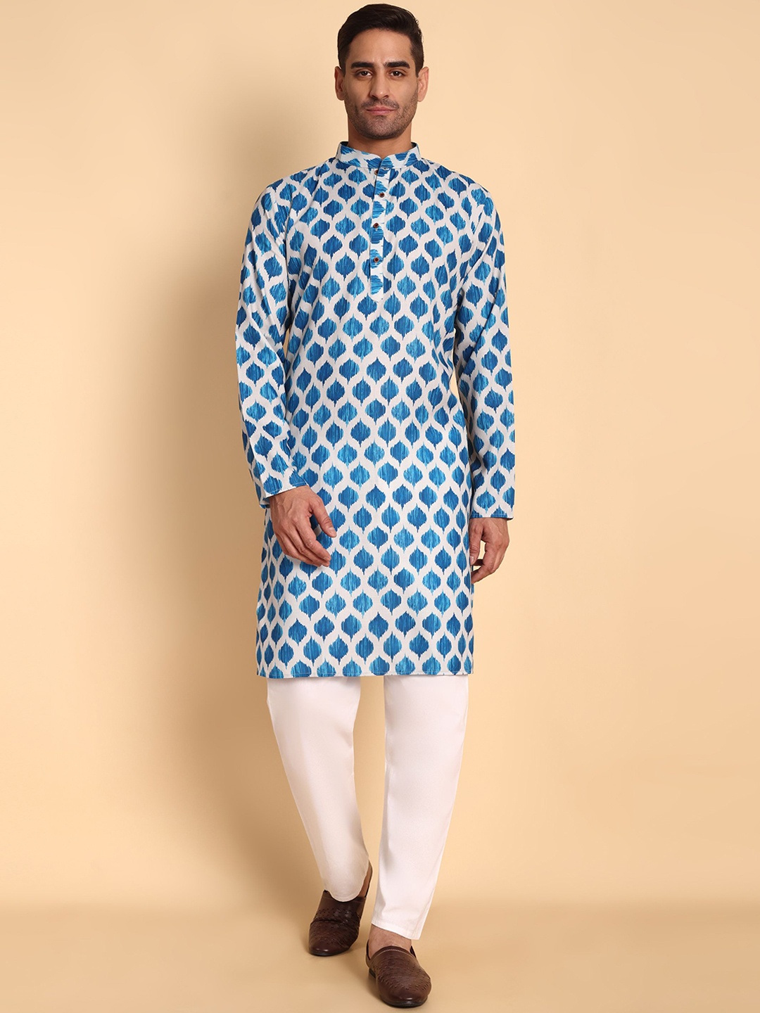 

Vardha Geometric Printed Mandarin Collar Cotton Straight Kurta, Grey