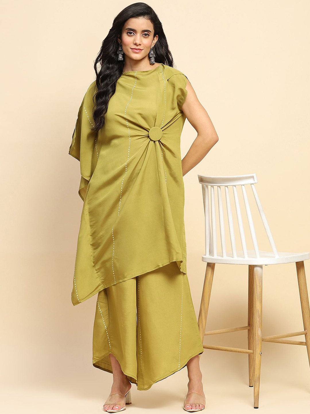 

Me&I Bandhani Printed Satin A-Line Kurta With Trouser, Green