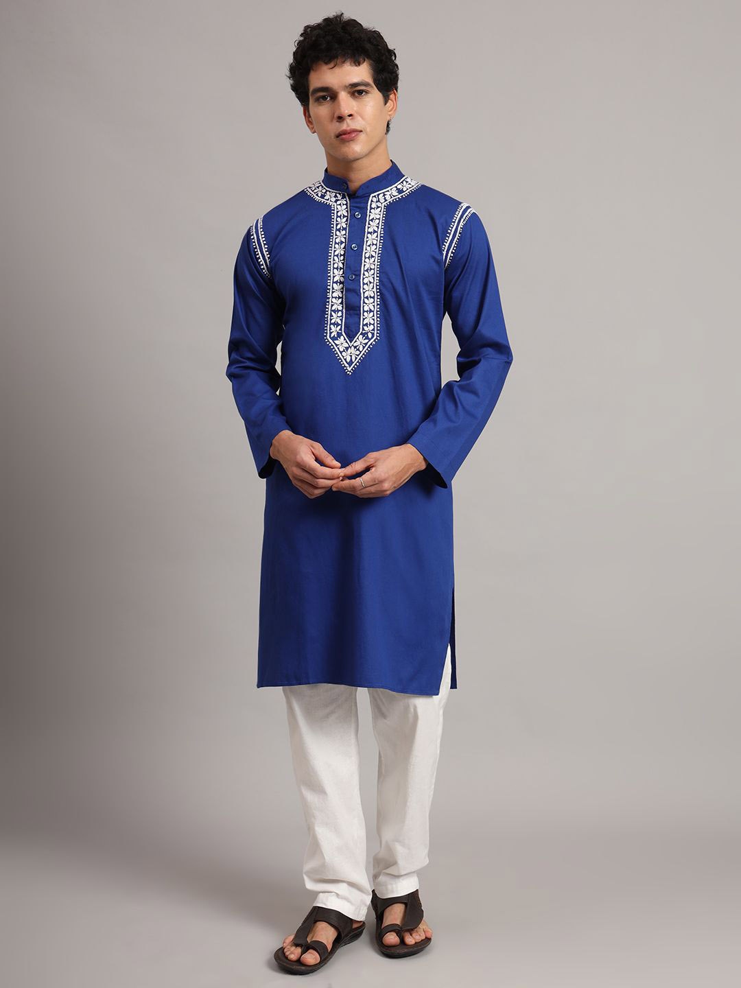 

The Chikan Label Men Hand Embroidered Chikankari Cotton Ethnic Wear Kurta, Navy blue