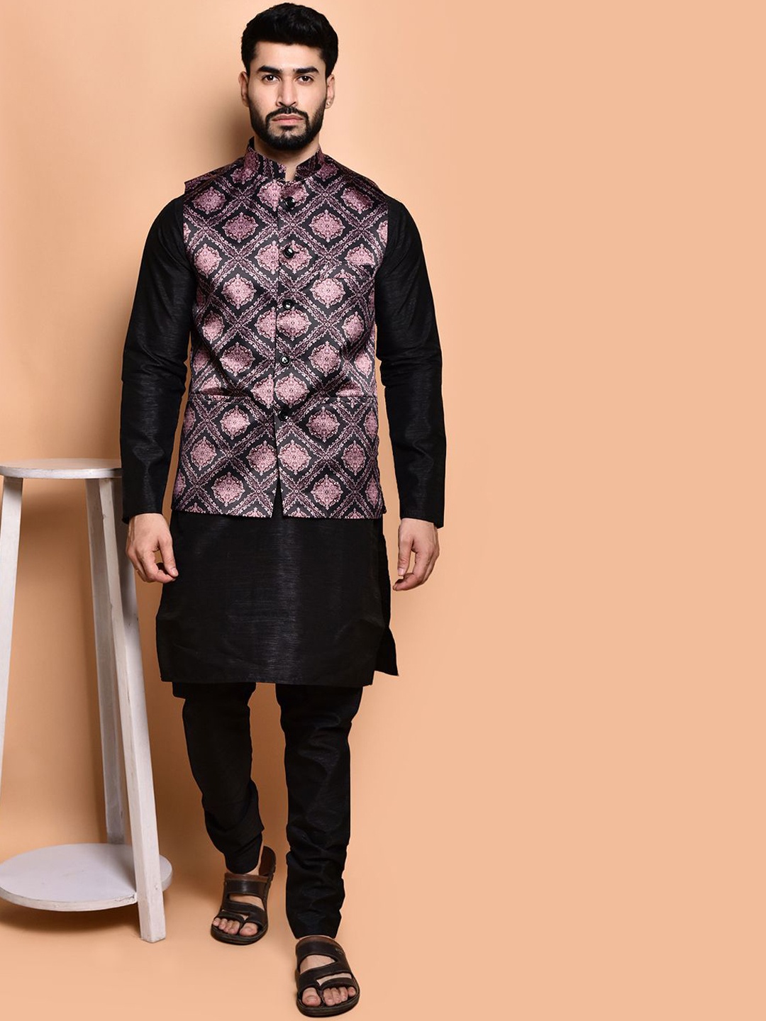 

PRINTINDIA Mandarin Collar Long Sleeves Regular Pure Silk Kurta & Trouser & Nehru Jacket, Black