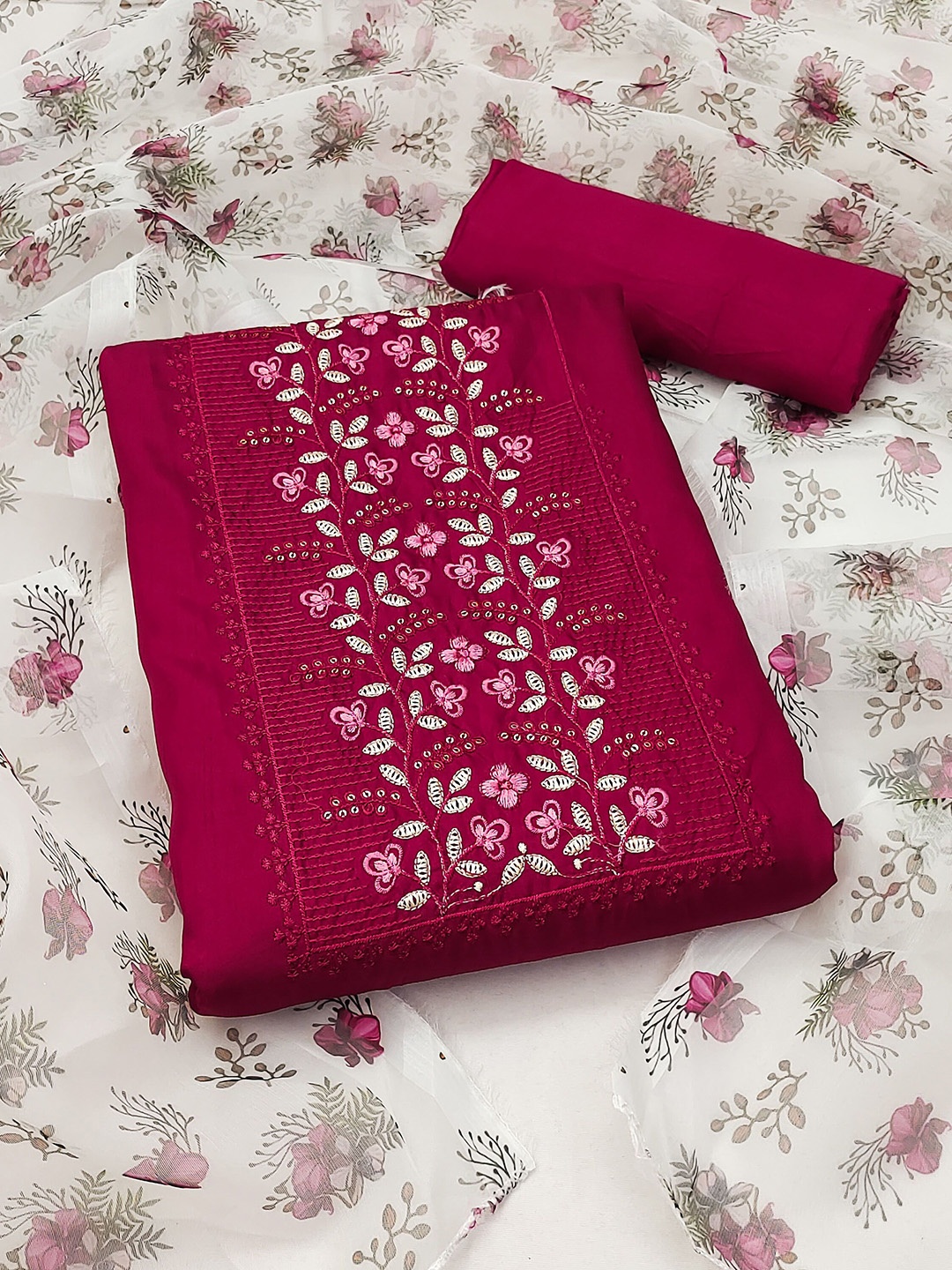 

Maroosh Floral Embroidered Sequinned Unstitched Dress Material, Magenta