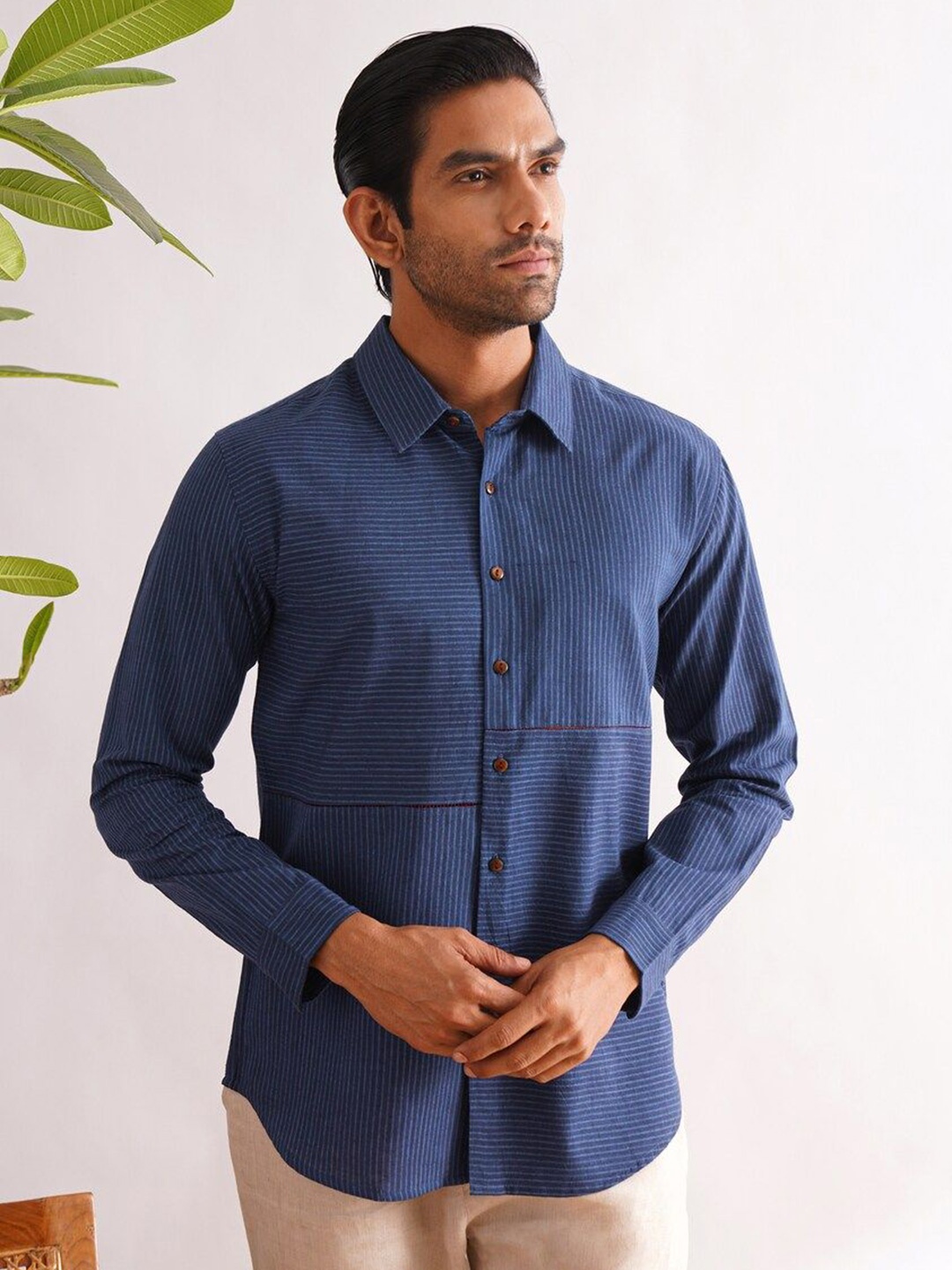 

JAYPORE Men Standard Multi Striped Casual Pure Cotton Shirt, Blue