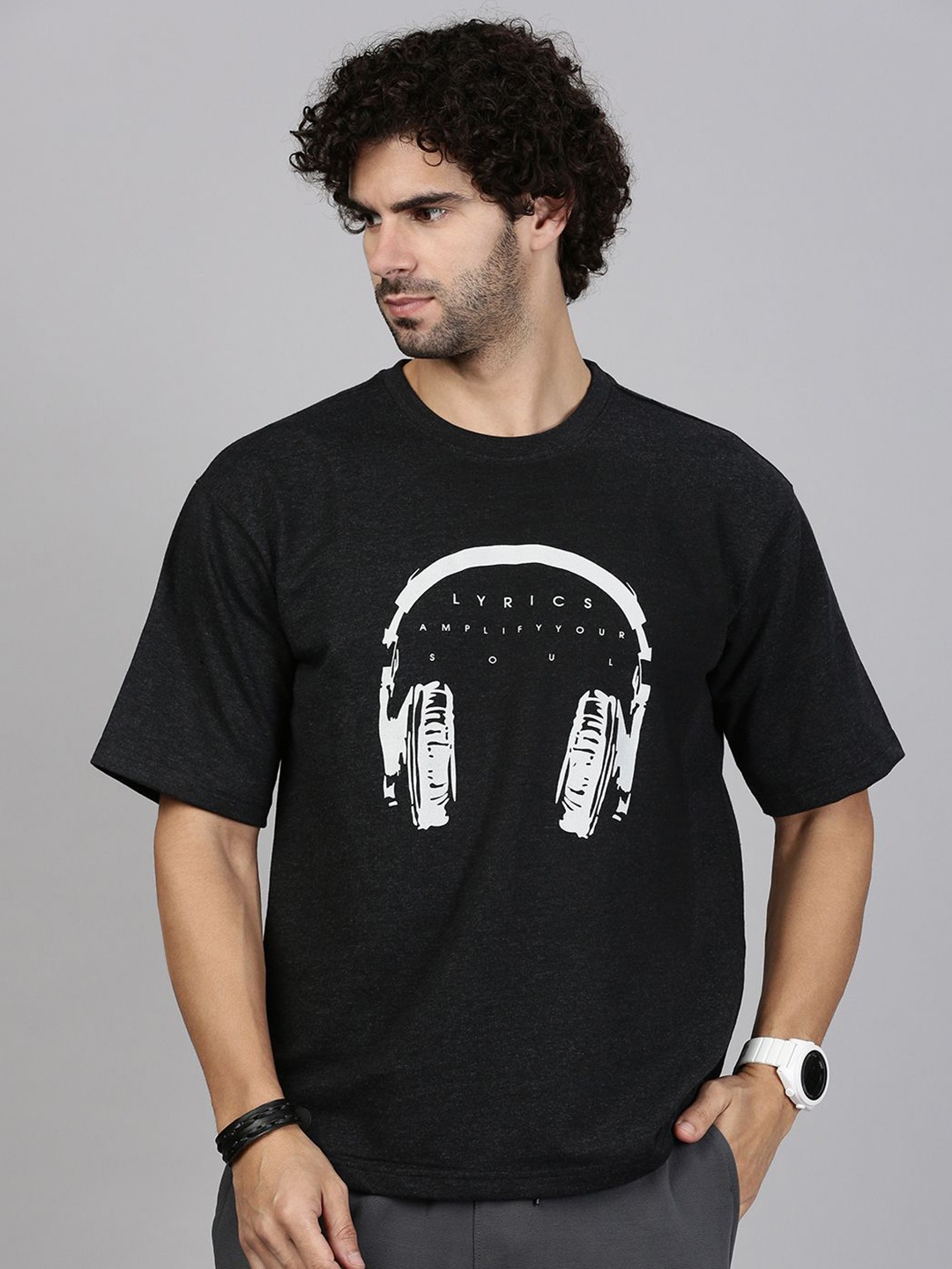 

MADSTO Men Graphic Printed Oversized Cotton T-shirt, Black