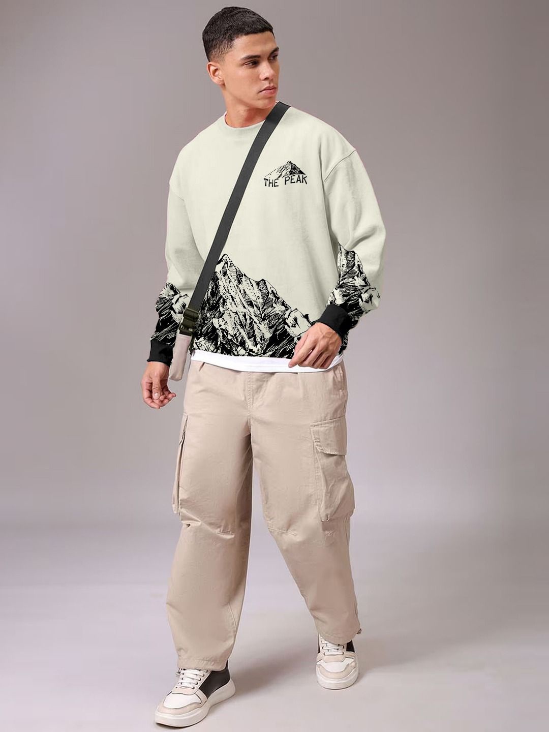 

Crazymonk Men Printed The Peak Oversized Sweatshirt, Green