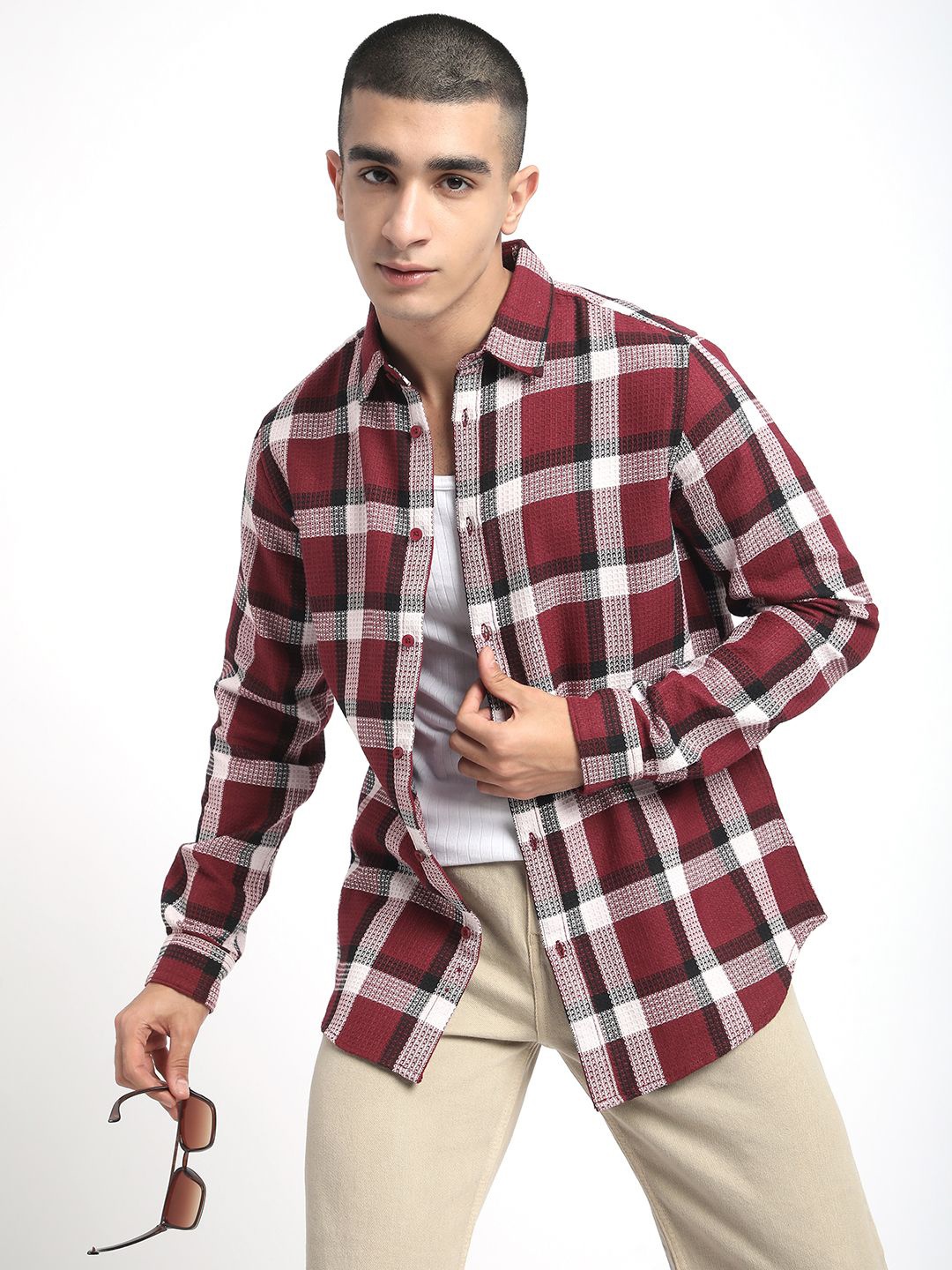 

R&B Men Opaque Checked Long Sleeves Cotton Casual Shirt, Burgundy