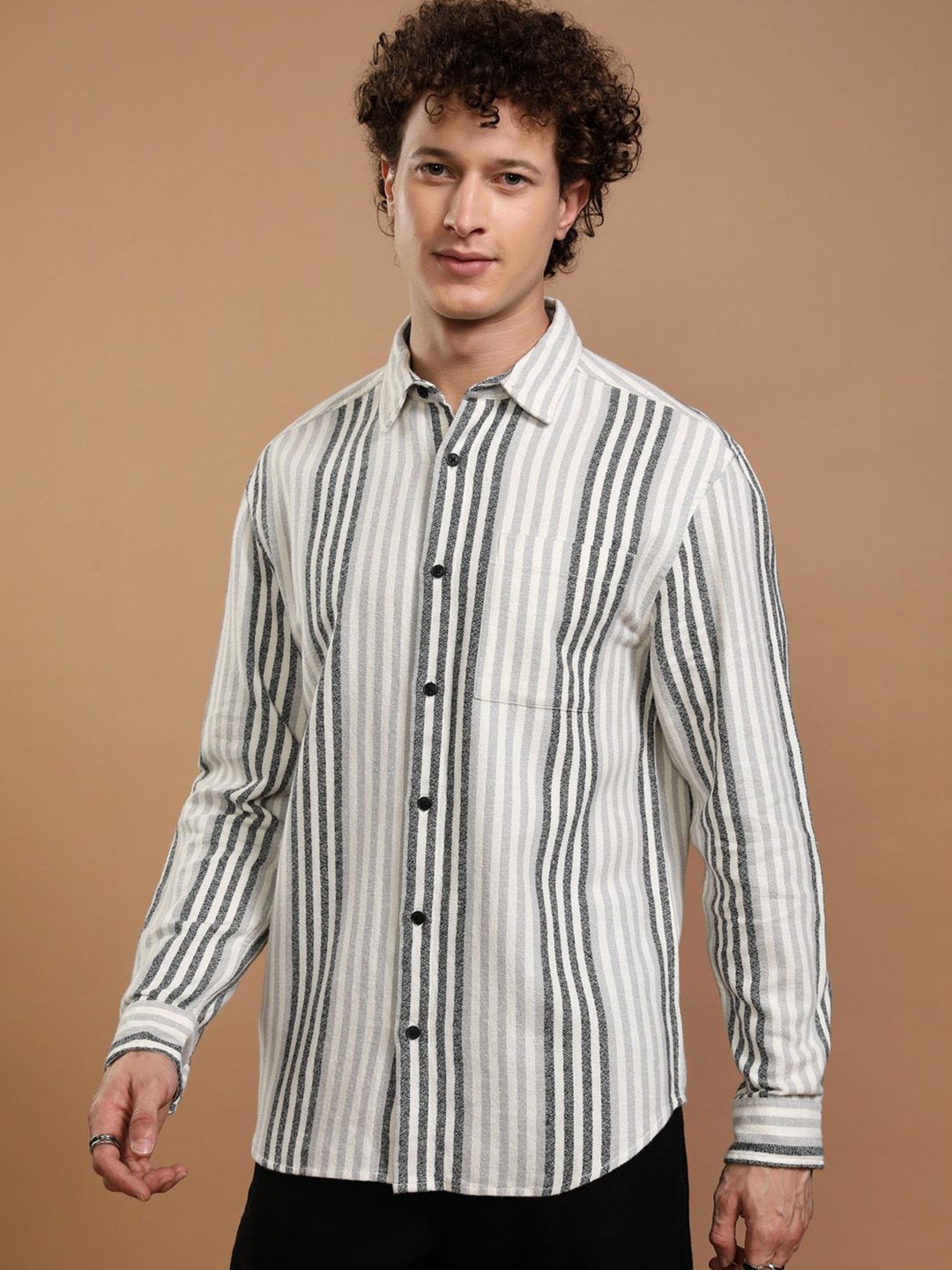 

HIGHLANDER Men Striped Spread Collar Casual Cotton Shirt, Off white