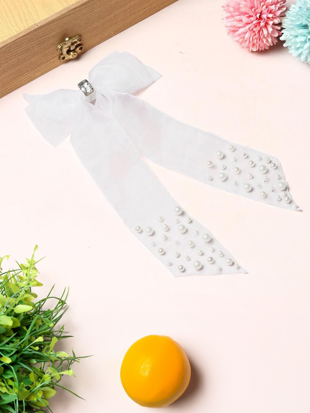 

TIPY TIPY TAP Pearly Bow Clip - White