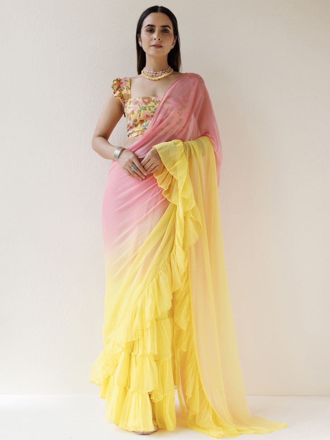 

Geroo Luxe Ombre Ruffles Ready to Wear Saree, Yellow