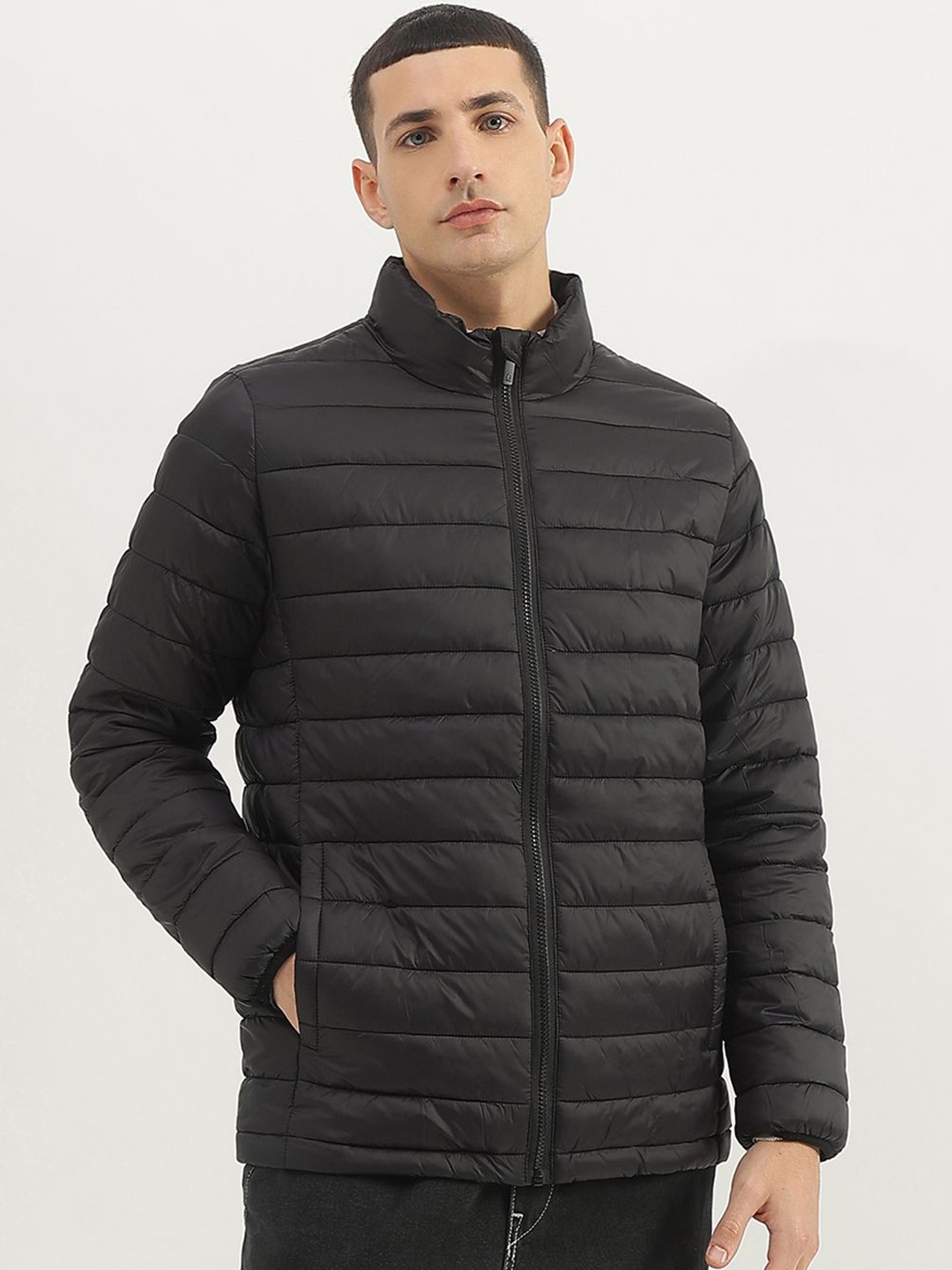 

United Colors of Benetton Men Mock Collar Solid Casual Puffer Jacket, Black