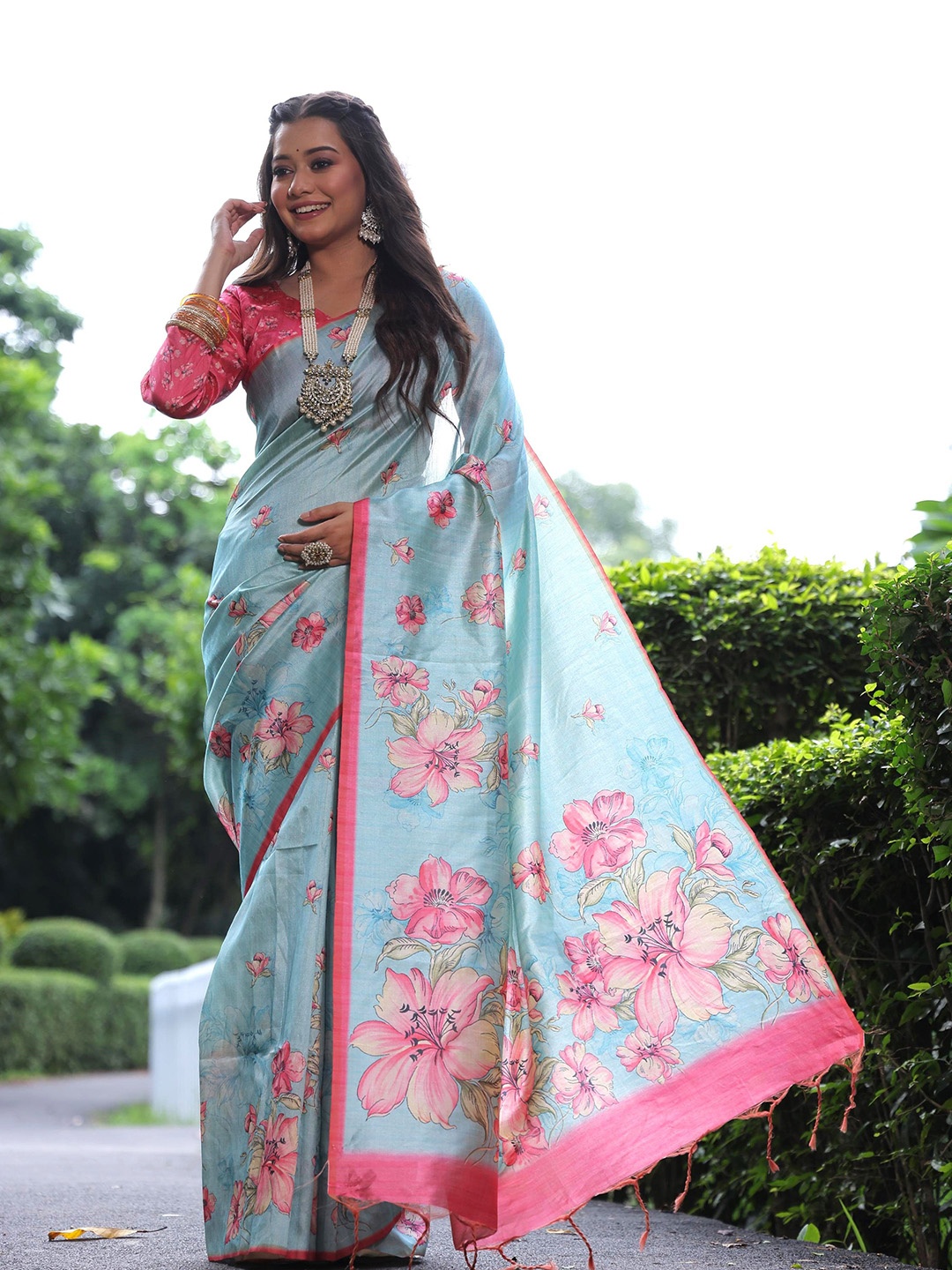 

Kandora Ethnic Motifs Pure Silk Tussar Saree, Blue