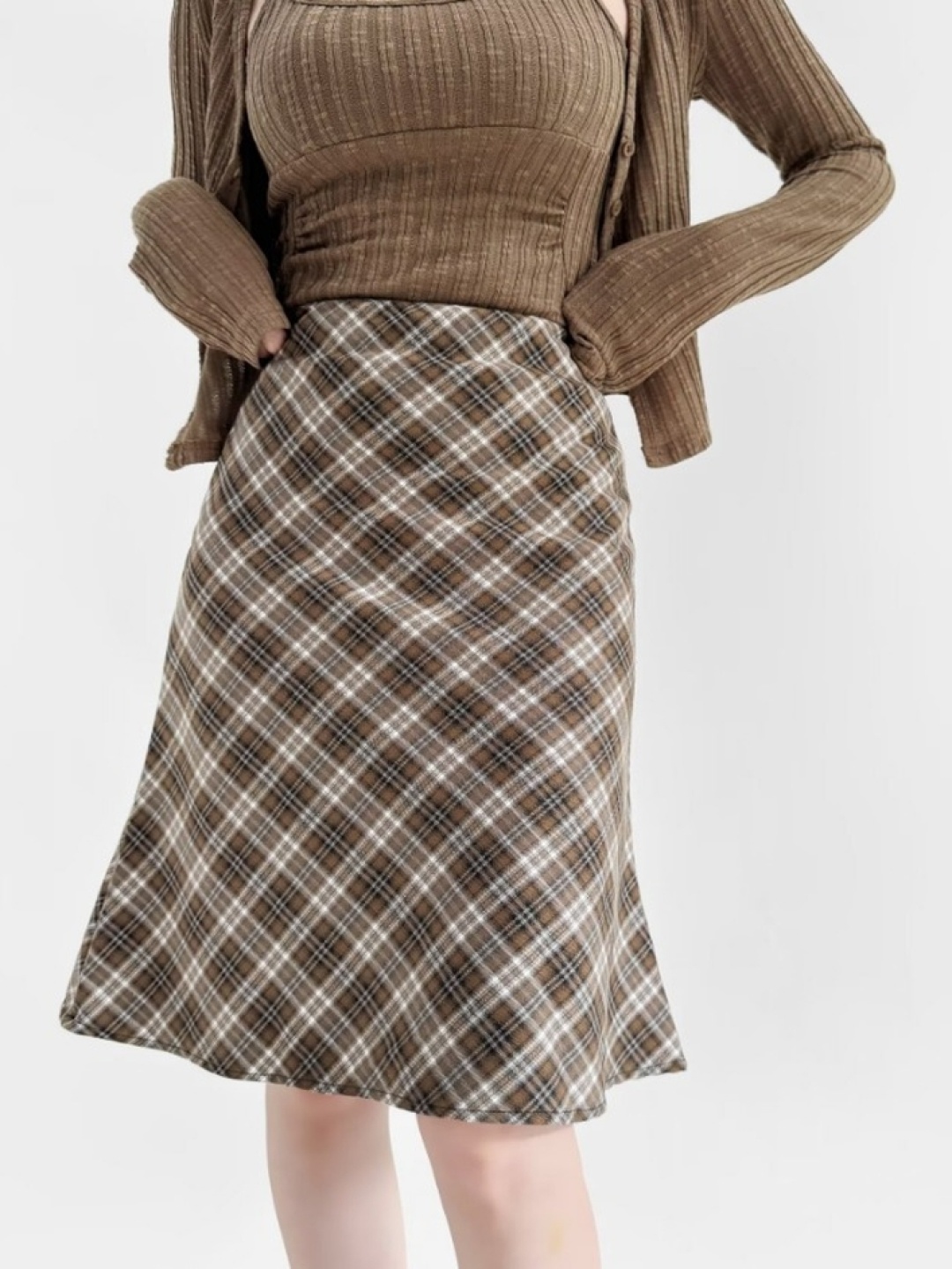 

LULU & SKY Women Checked Knee-Length Skirt, Brown