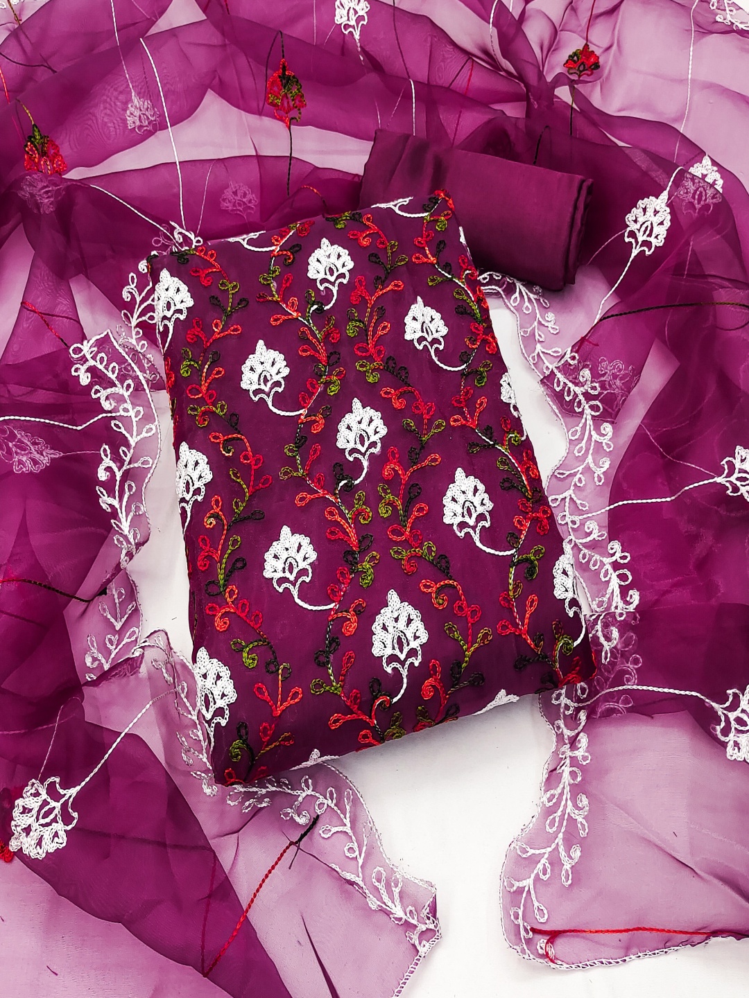 

Maroosh Floral Embroided Organza Unstitched Dress Material, Purple