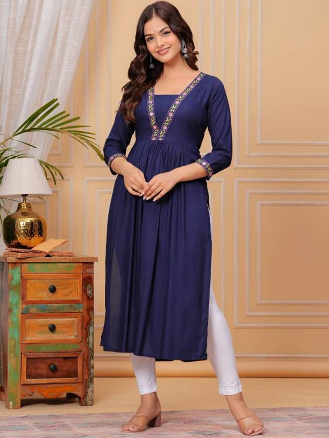 

KIAARON Floral Embroidered V-Neck Three-Quarter Sleeves Regular A-line Kurta, Navy blue