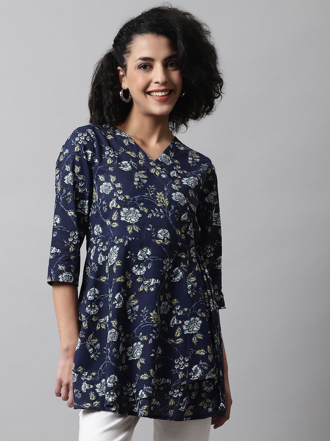 

FERANOID Women Pure Cotton Floral Printed V-Neck Angrakha Kurti, Blue