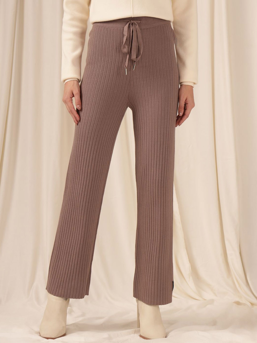 

Xpose Women Comfort Loose Fit High-Rise Ribbed Trousers, Brown