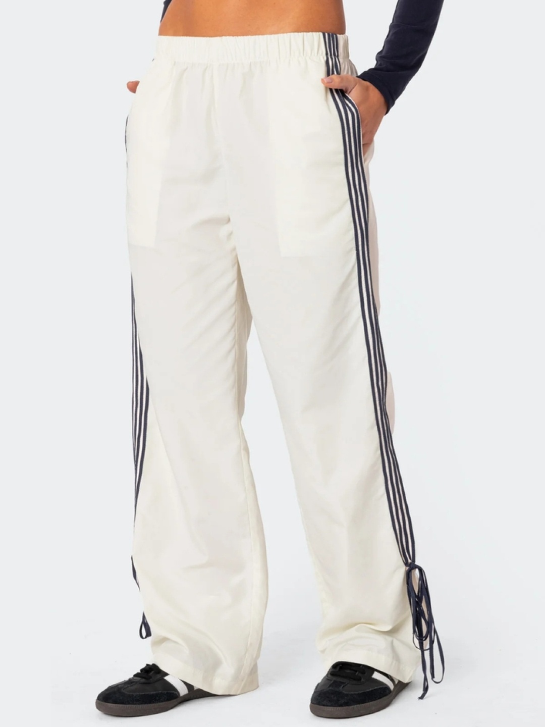 

LULU & SKY Women Straight Fit Low-Rise Trousers, White