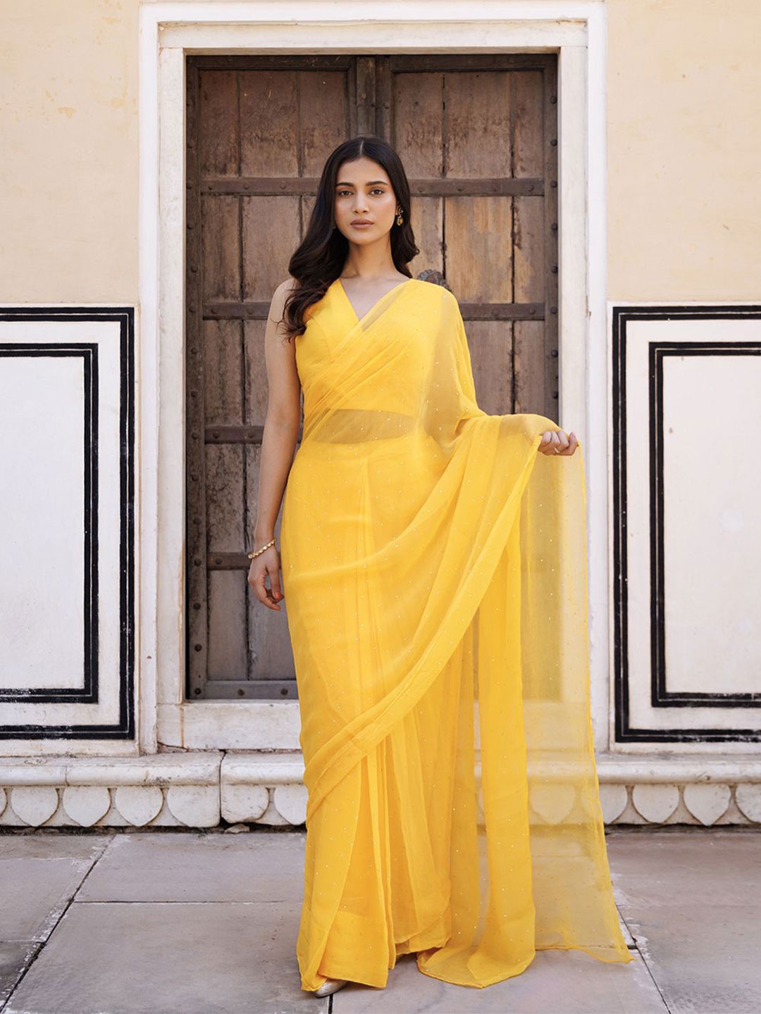 

Geroo Luxe Mukaish Pure Chiffon Ready to Wear Saree, Yellow