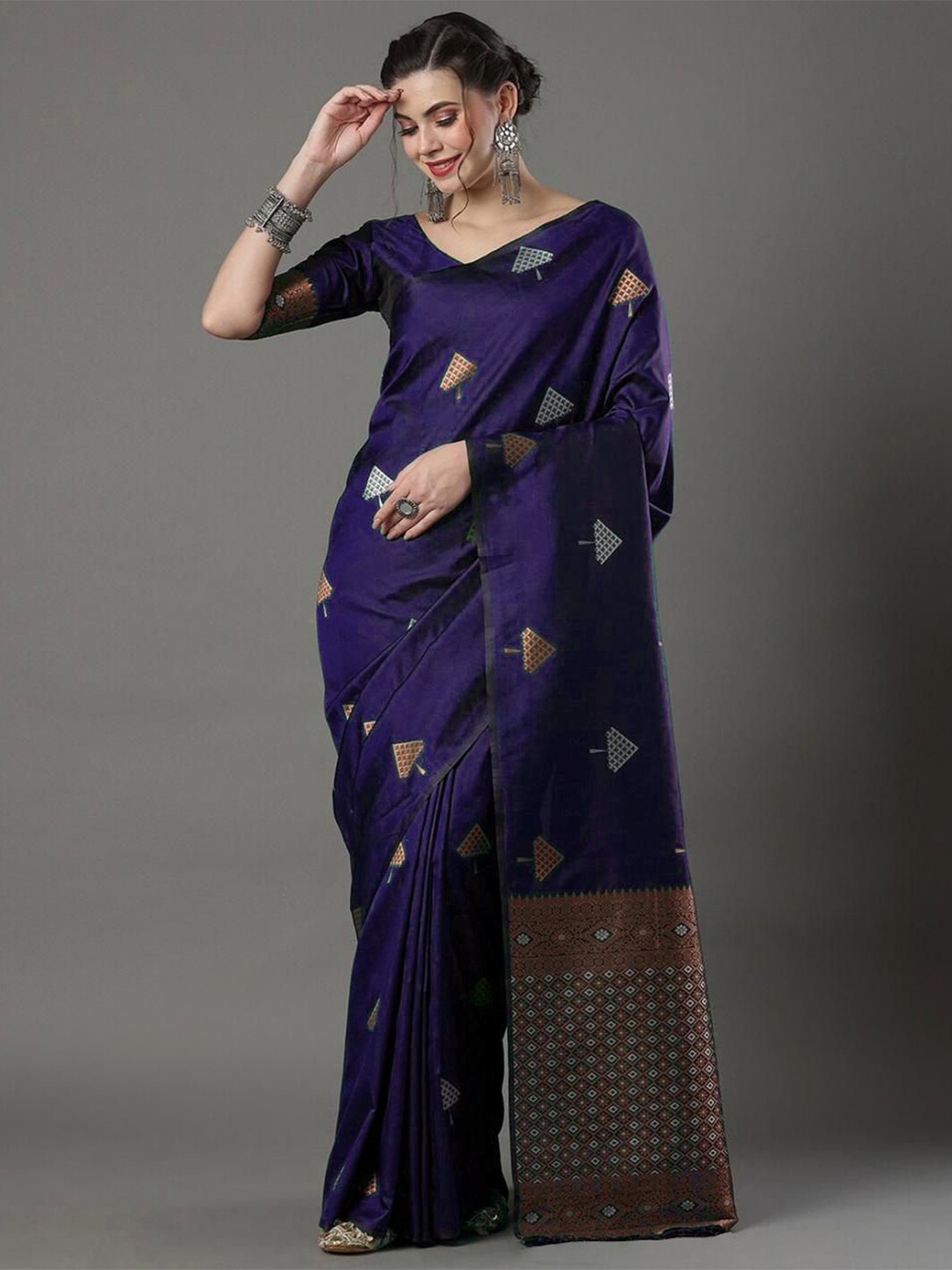 

Visit Wear Woven Design Zari Banarasi Saree, Navy blue