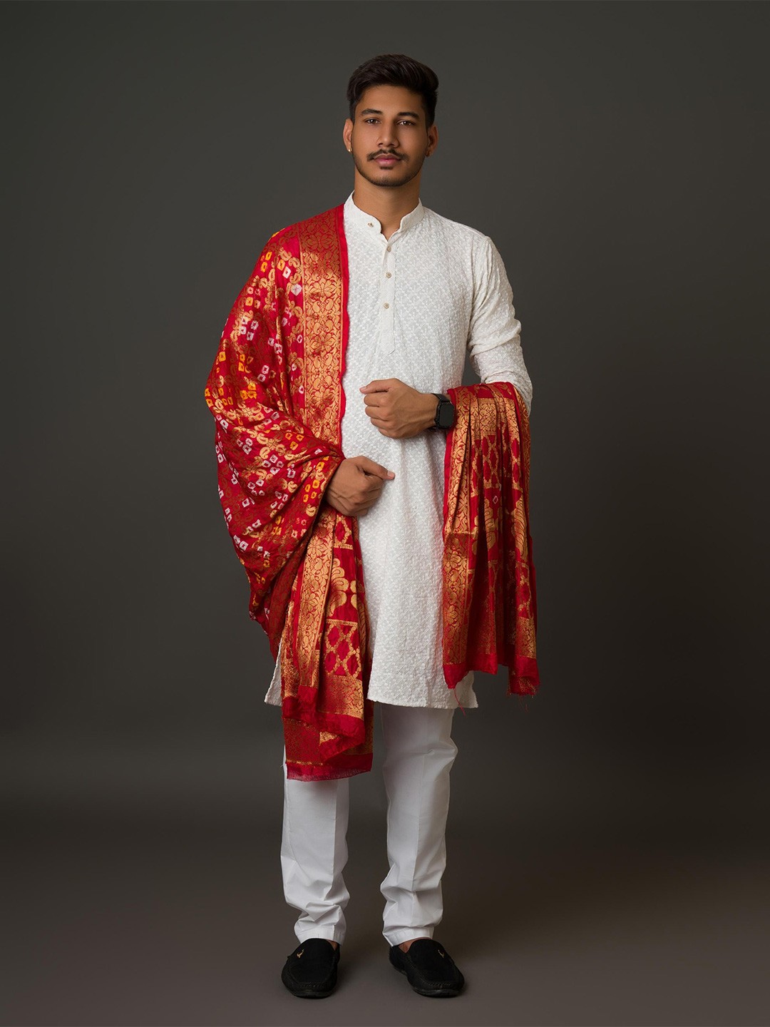 

KCPC BANDHANI Woven Design Banarasi Bandhej Gharchola Silk Dupatta, Red