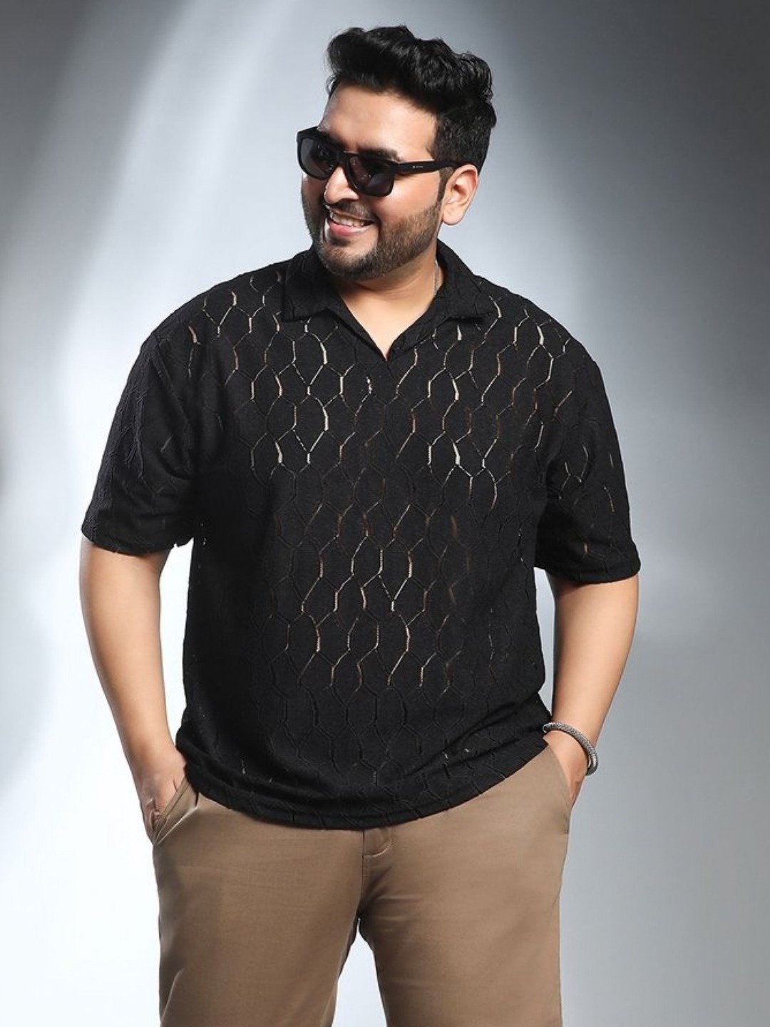 

Instafab Plus Men Self Design Polo Collar T-shirt, Black