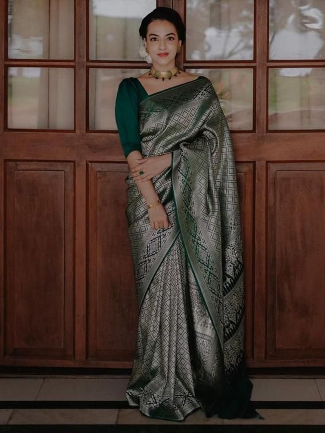 

Visit Wear Ethnic Motifs Woven Design Zari Pure Silk Banarasi Saree, Green