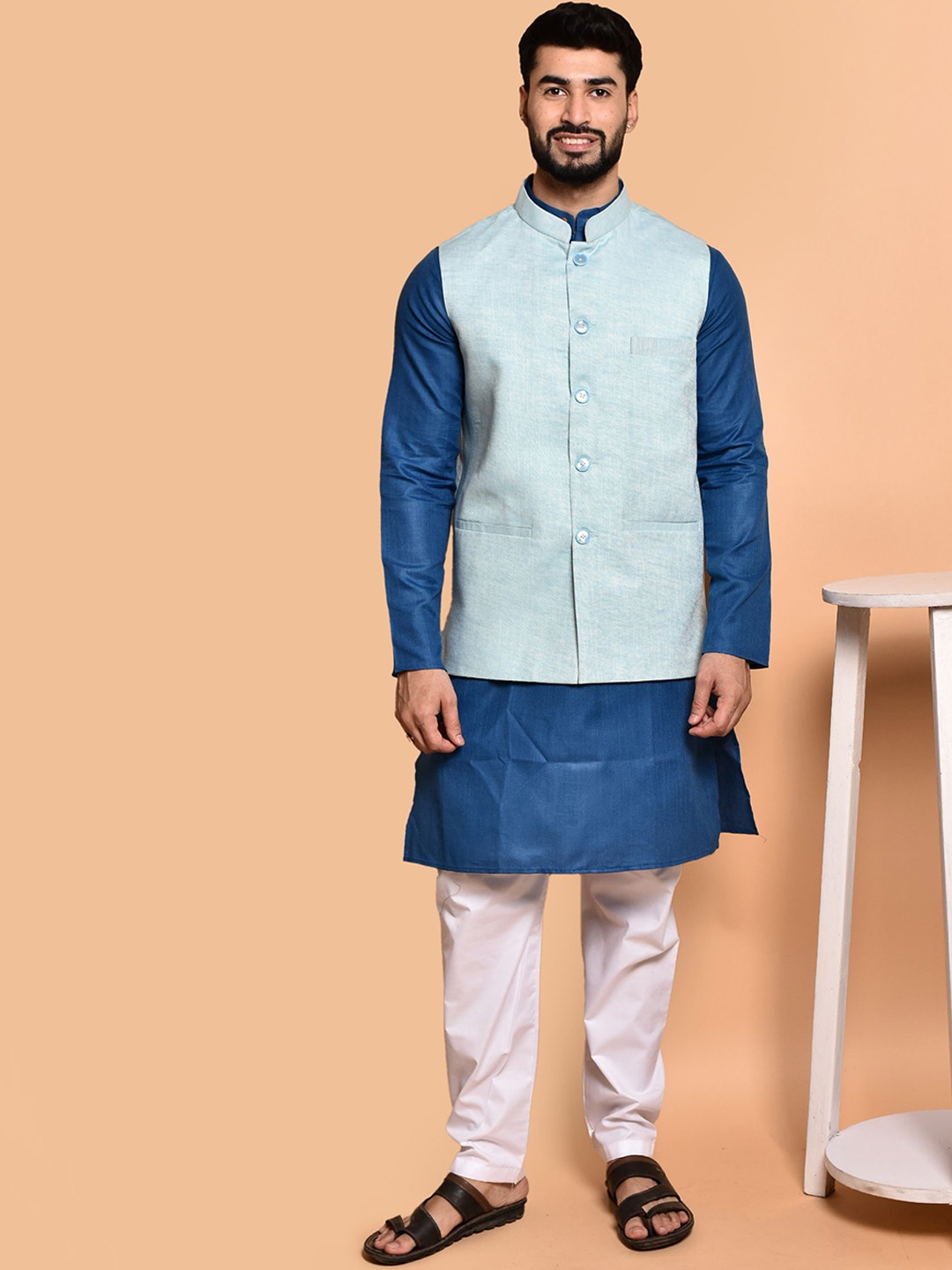 

PRINTINDIA Mandarin Collar Pure Cotton Straight Kurta With Trouser & Nehru jacket, Blue