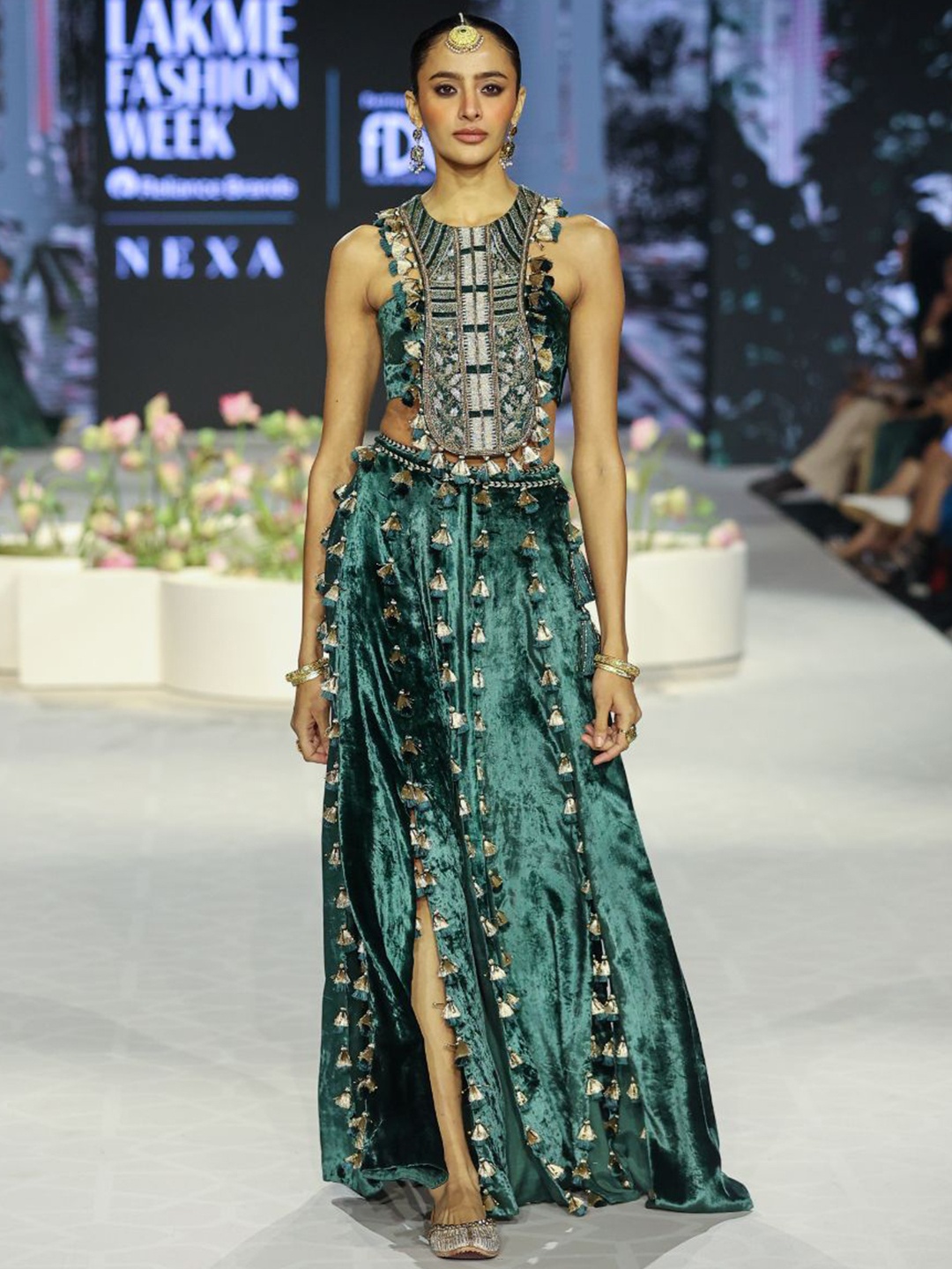 

Payal Singhal Embroidered Ready to Wear Lehenga &, Green