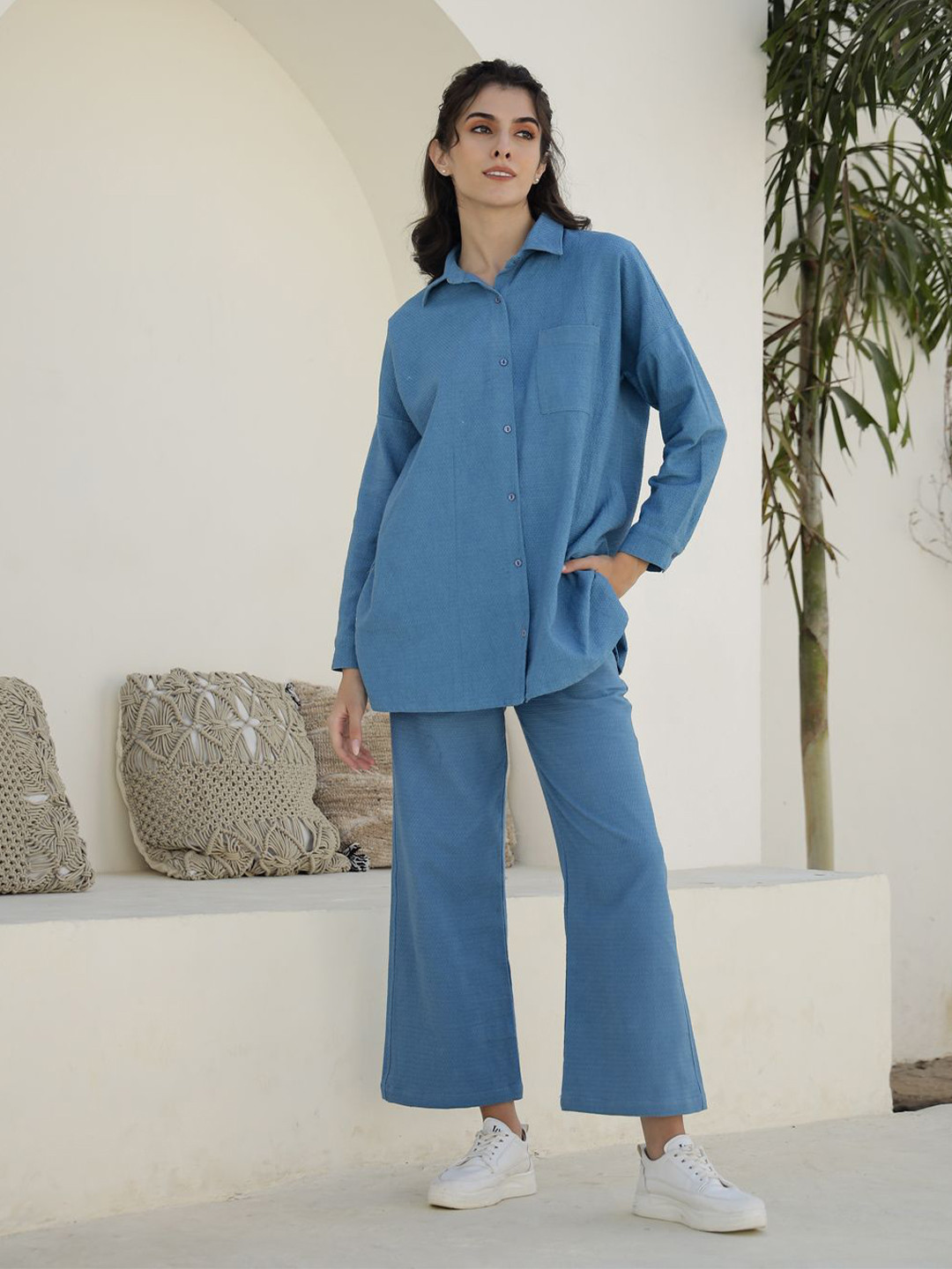 

SANSKRUTIHOMES Blue Long Sleeves Pure Cotton Shirt & Trousers