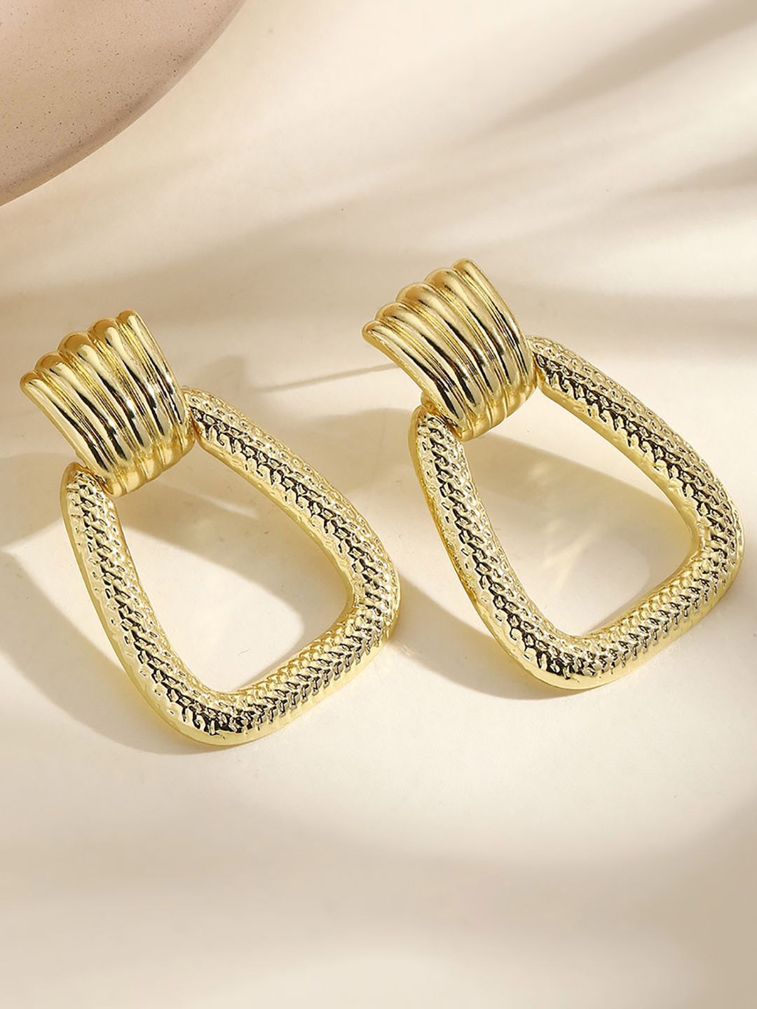 

StyleCast x Revolte Gold-Plated Geometric Chunky Drop Earrings