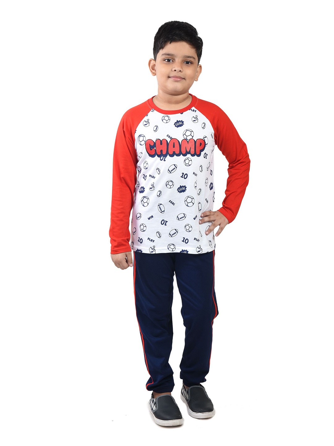 

Clothe Funn Boys Printed Round Neck Long Sleeves Pure Cotton T-Shirt With Trouser, White