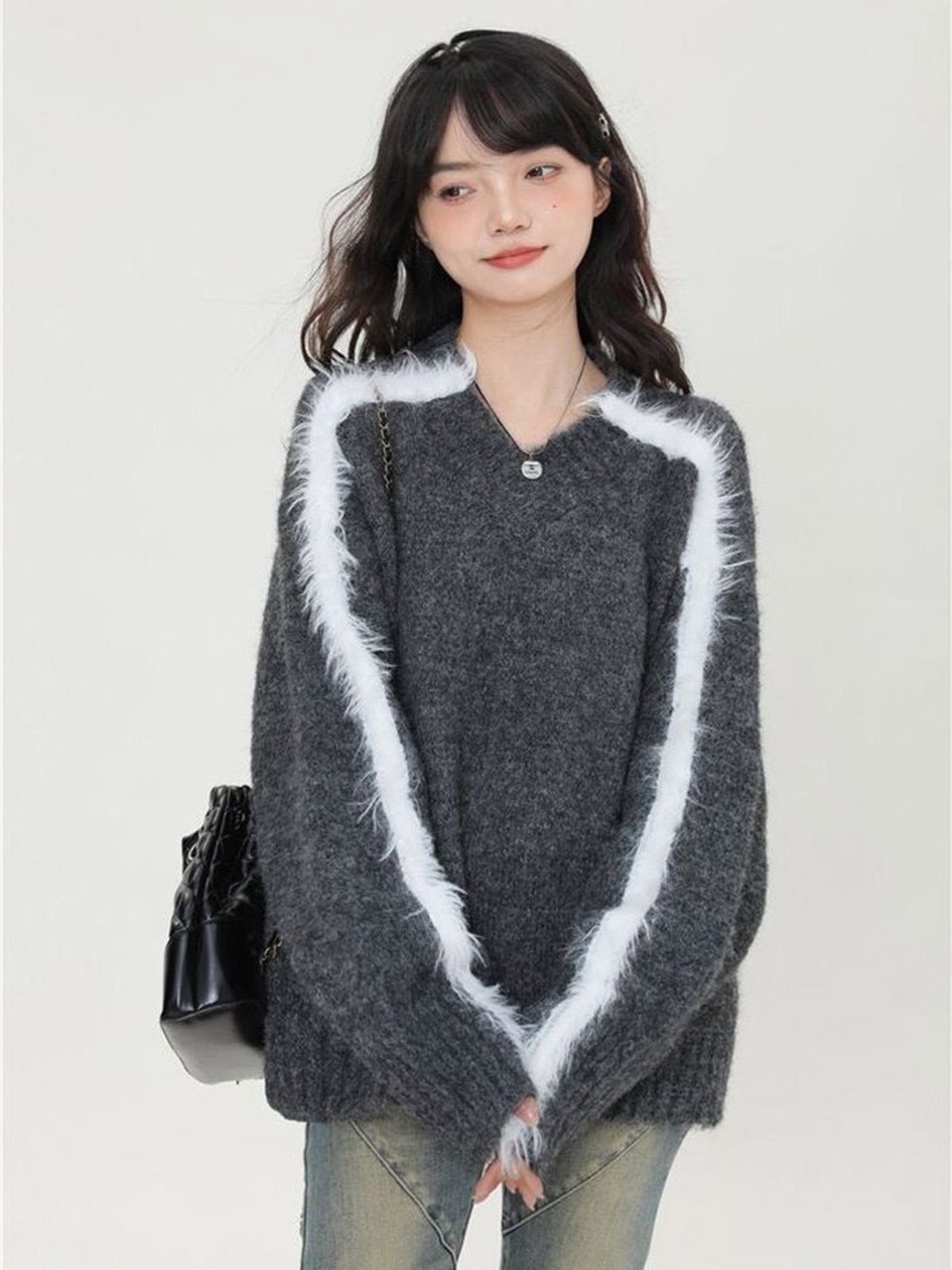 

LULU & SKY Women V-Neck Pullover, Grey