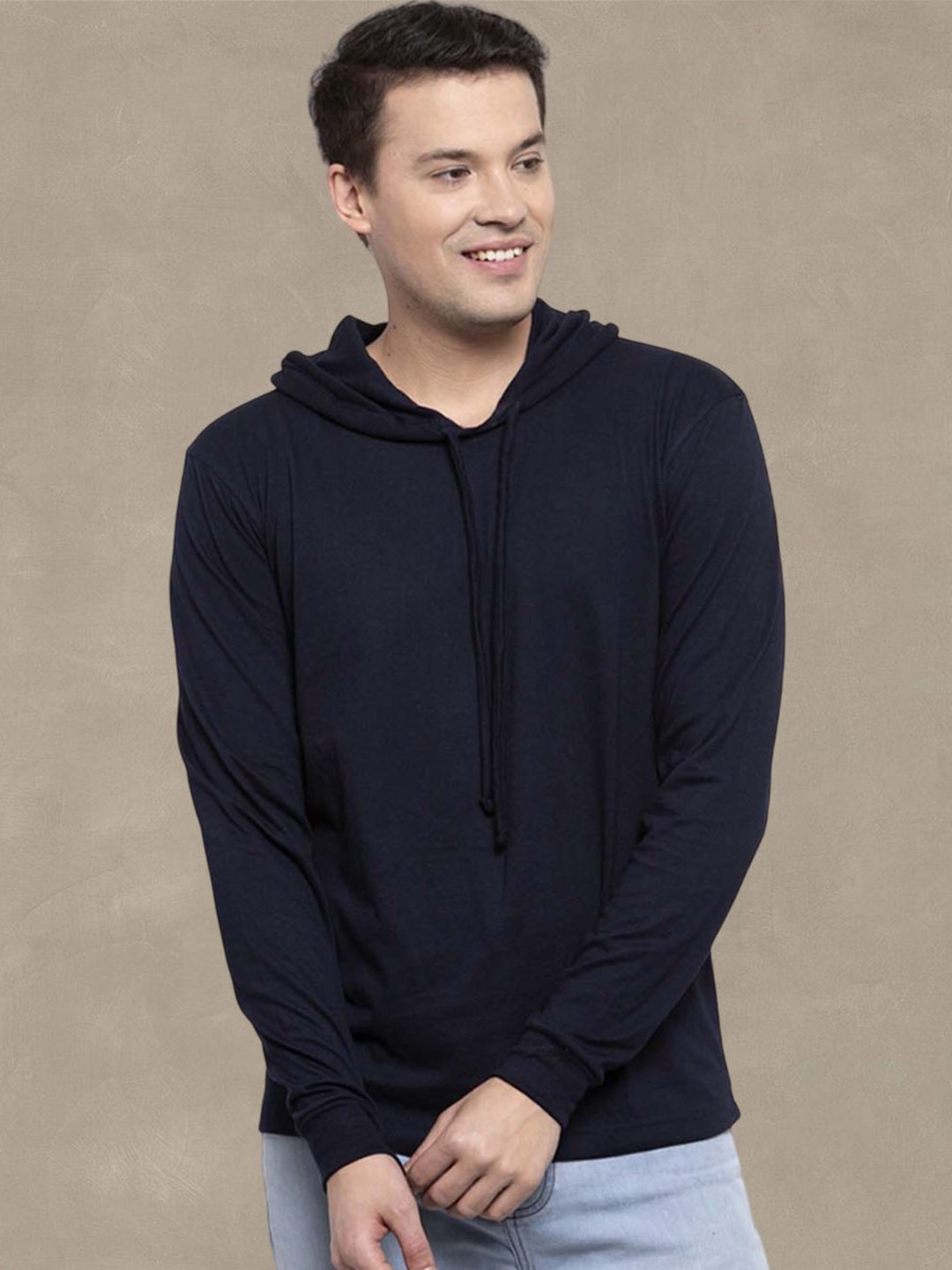 

Friskers Men Navy Blue Cotton Solid Hoodie T-shirt