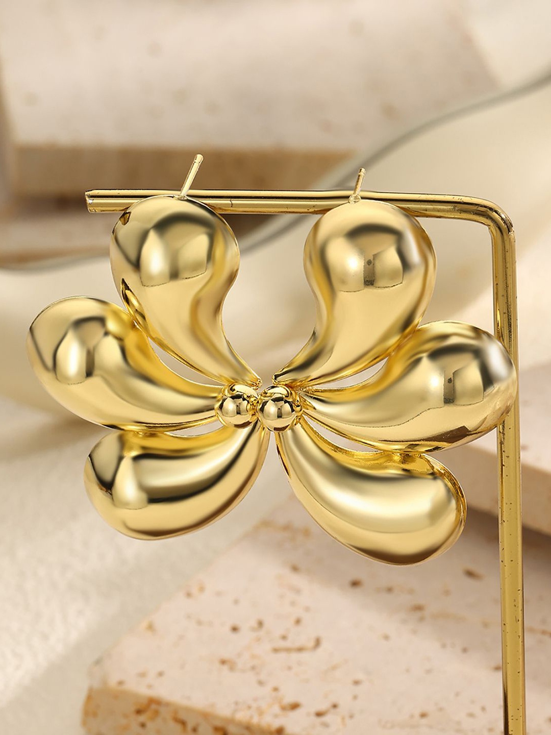

StyleCast x Revolte Gold-Plated Floral Drop Chunky Earrings
