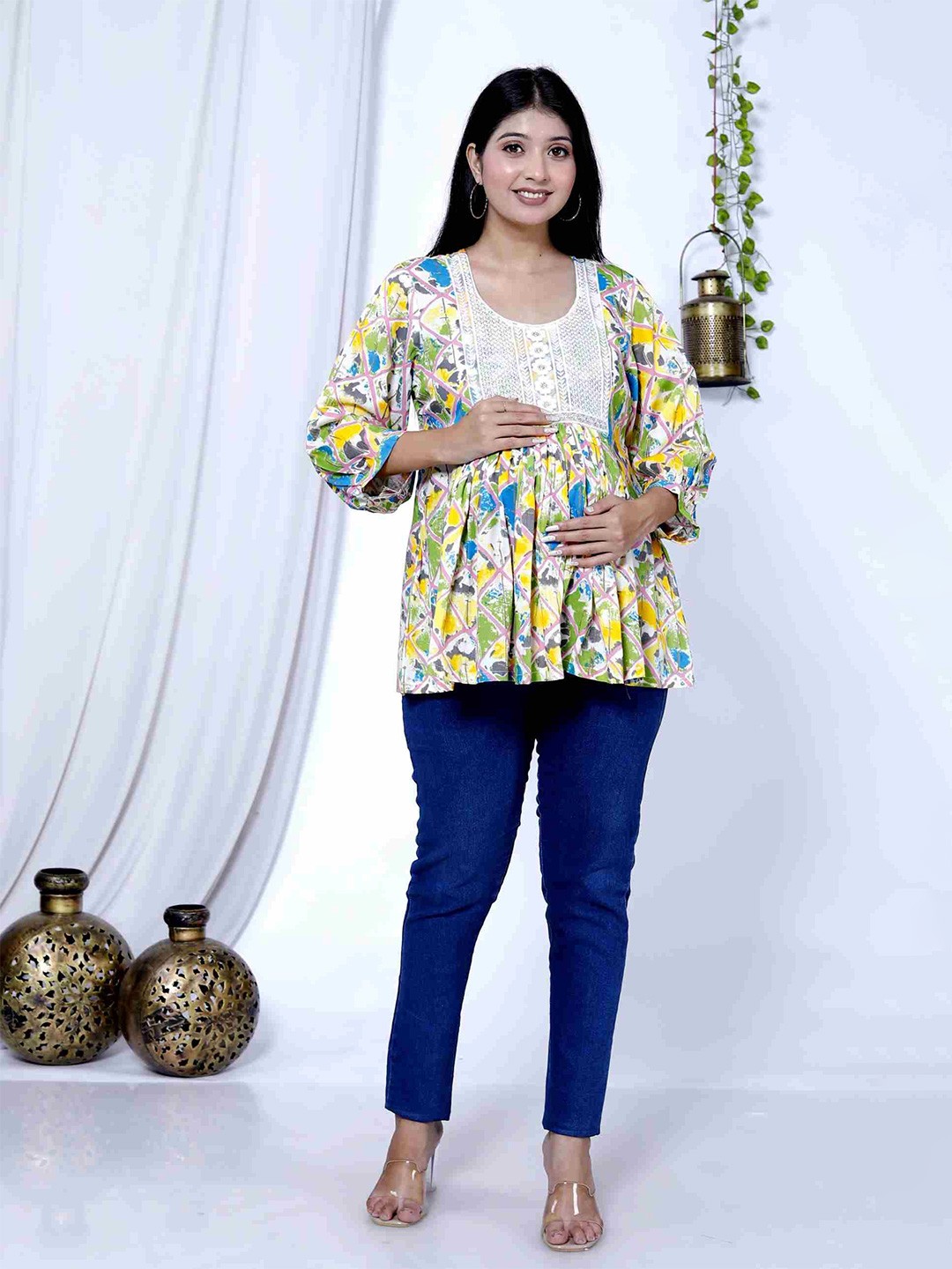 

MIRJAI Women Floral Printed Longline Maternity Top, Off white