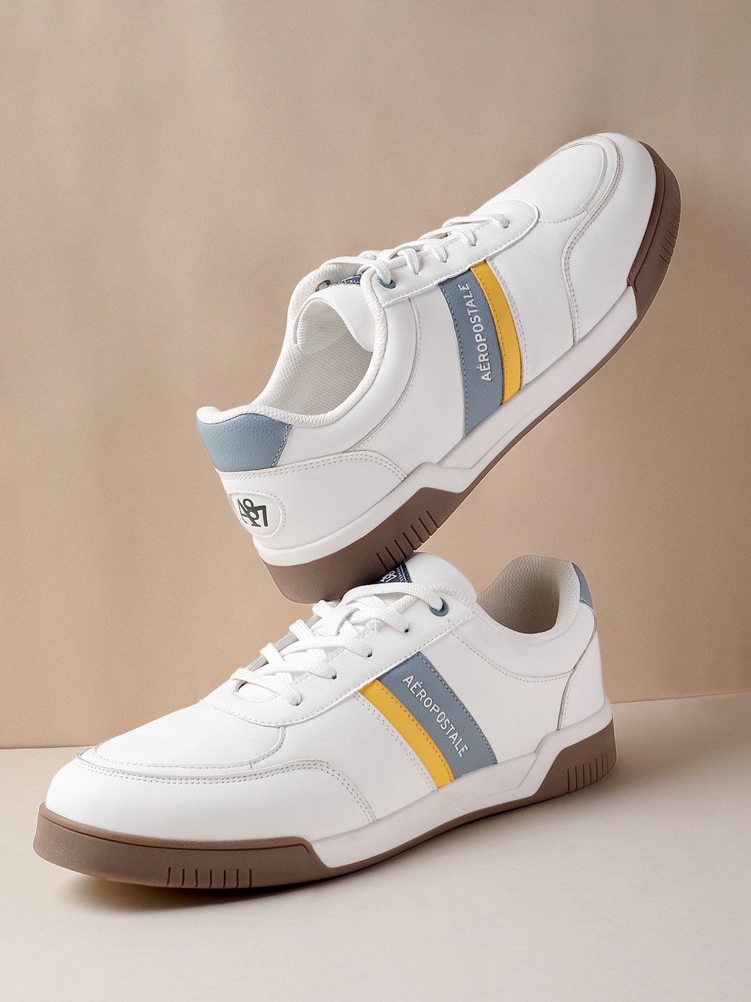 

Aeropostale Men Brand Logo Printed Everyday Sneakers, White