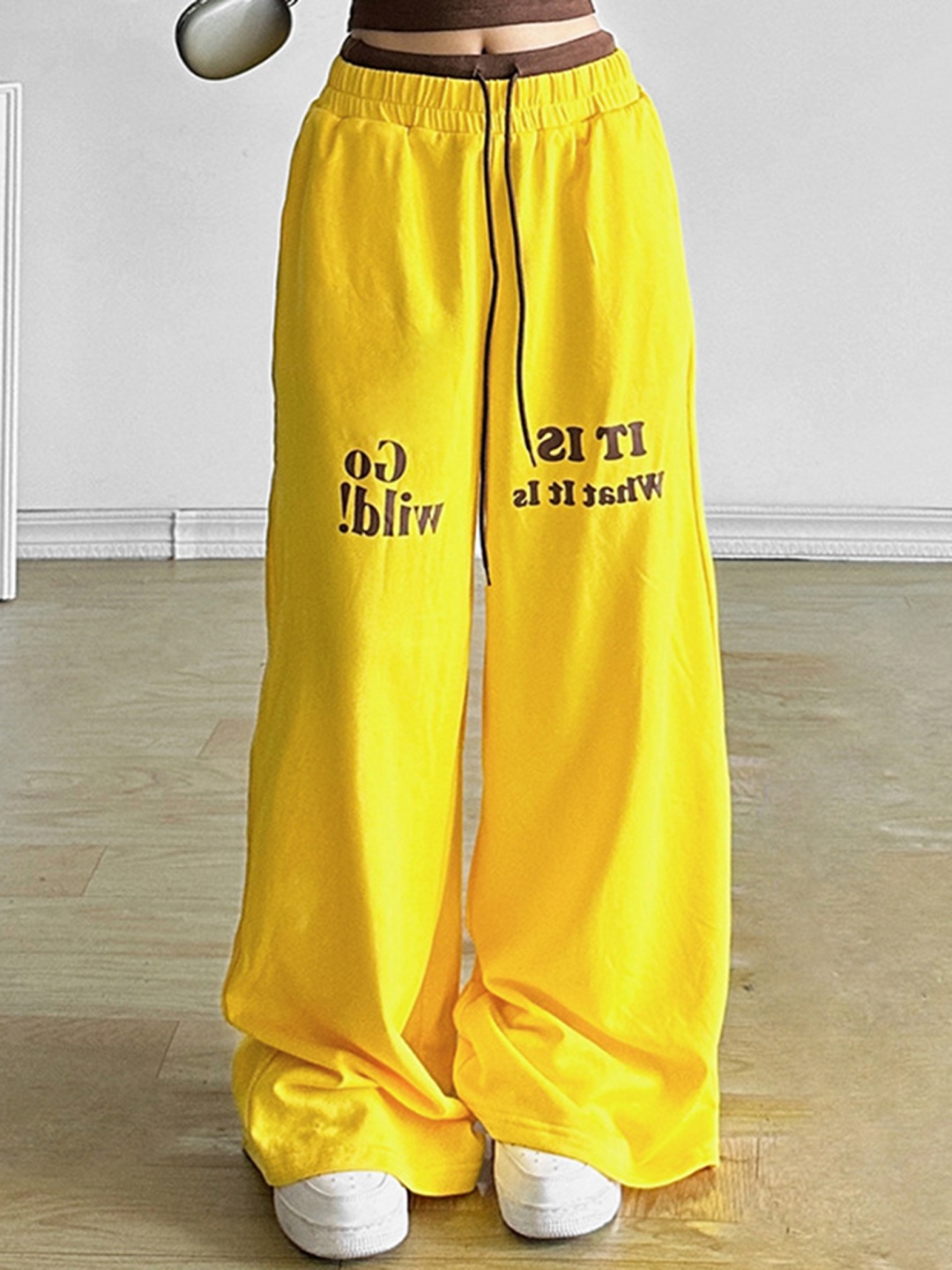 

LULU & SKY Women Loose Fit High-Rise Trousers, Yellow