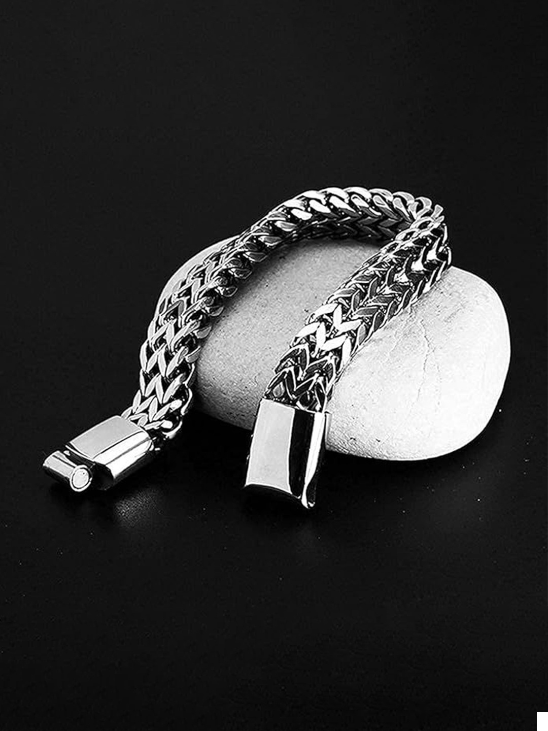 

THE MEN THING Men Stainless Steel Link Bracelet, Silver