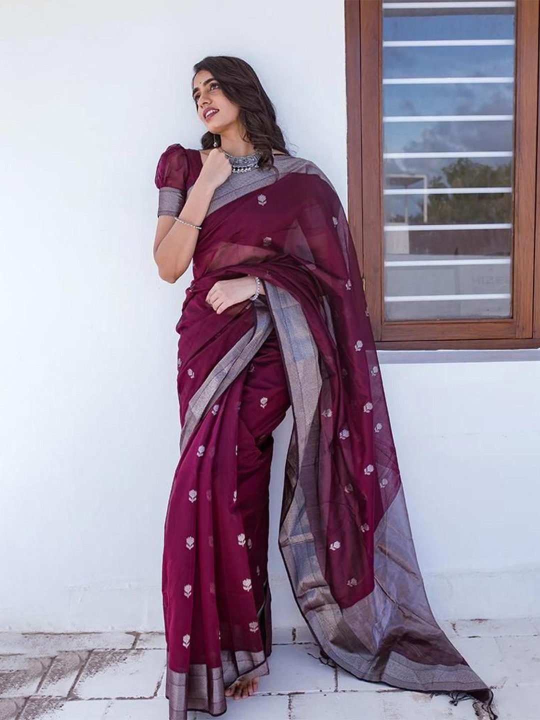 

Visit Wear Woven Design Zari Pure Silk Banarasi Saree, Lavender