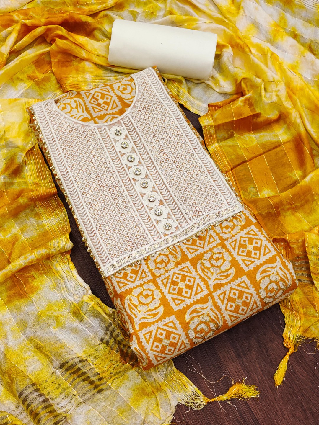

Maroosh Floral Embroided Sequinned Unstitched Dress Material, Yellow