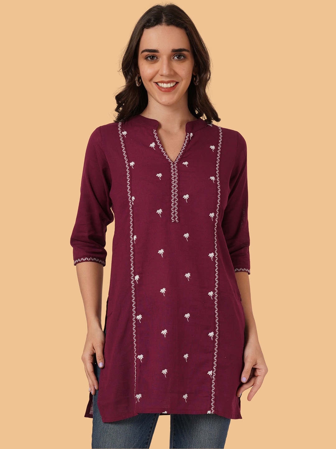 

Brownverse Ethnic Motifs Embroidered Mandarin Collar Regular Cotton Straight Kurta, Maroon