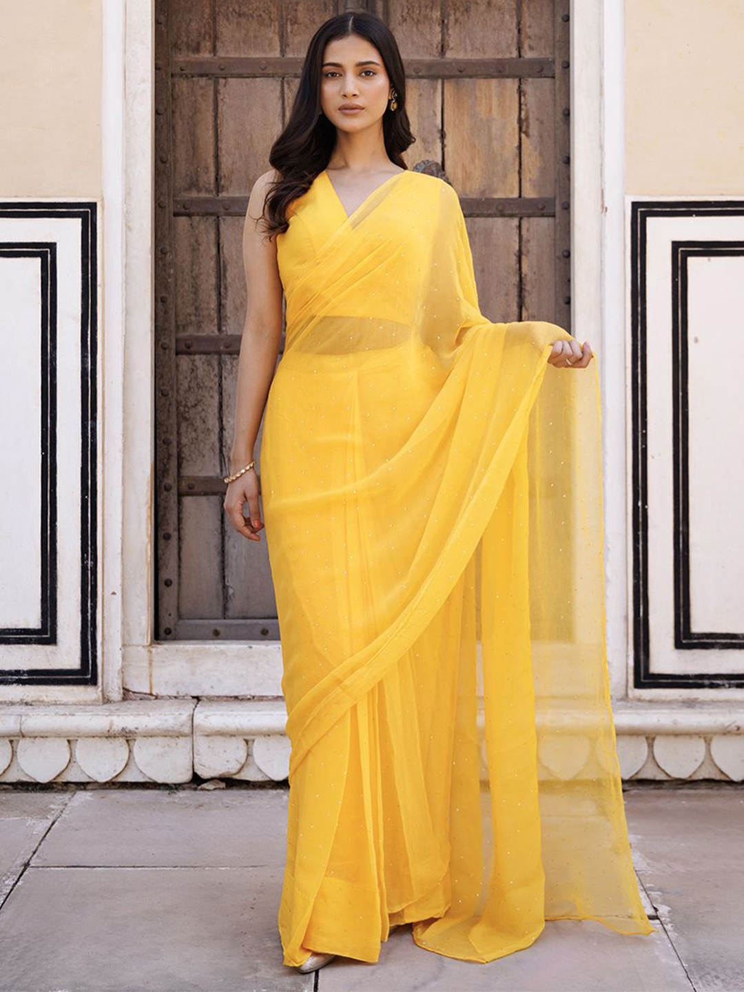 

Geroo Luxe Women Embellished Pure Chiffon Ready to Wear Saree, Yellow