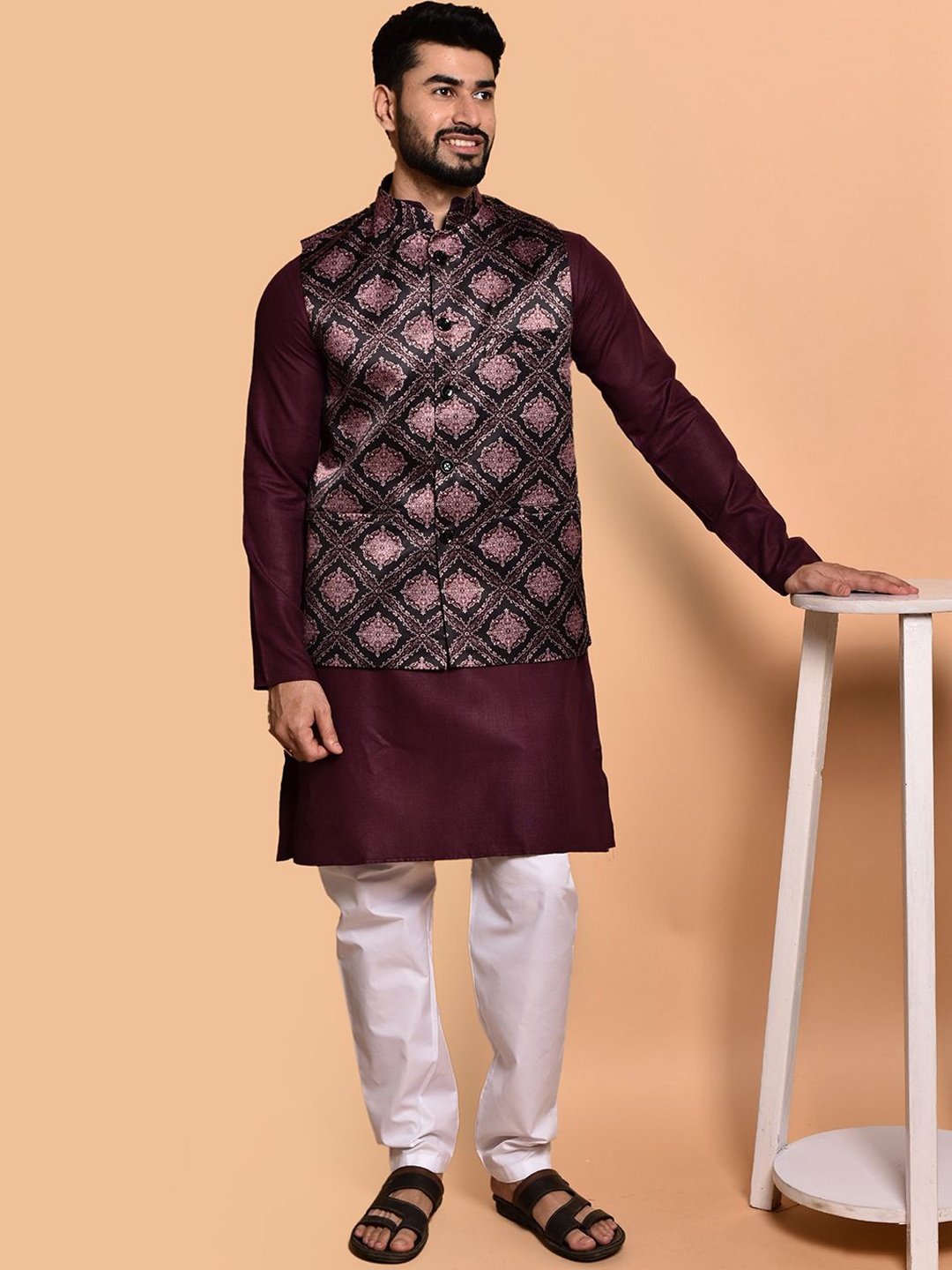 

PRINTINDIA Men Regular Pure Cotton Kurta with Trousers, Purple