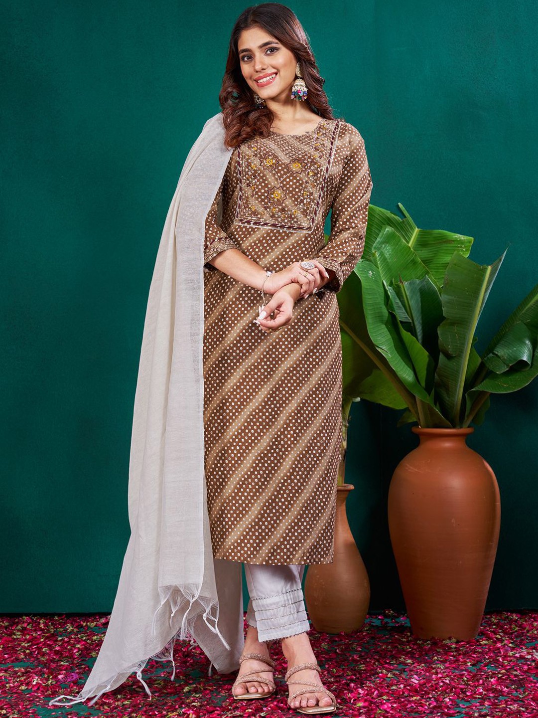 

Rujave Bandhani Printed Straight Kurta with Trousers & Dupatta, Coffee brown