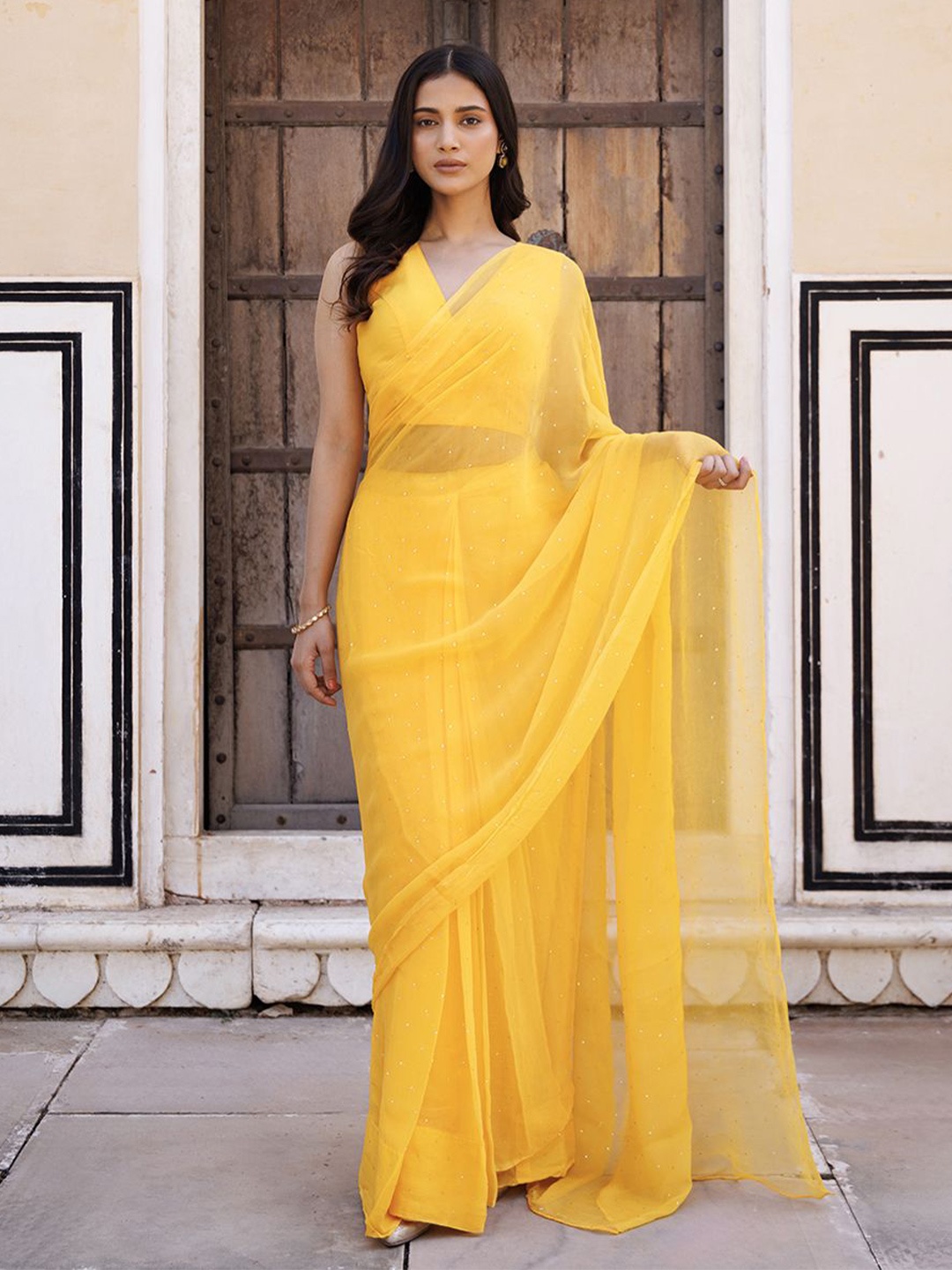 

Geroo Luxe Embellished Pure Chiffon Ready to Wear Saree, Yellow